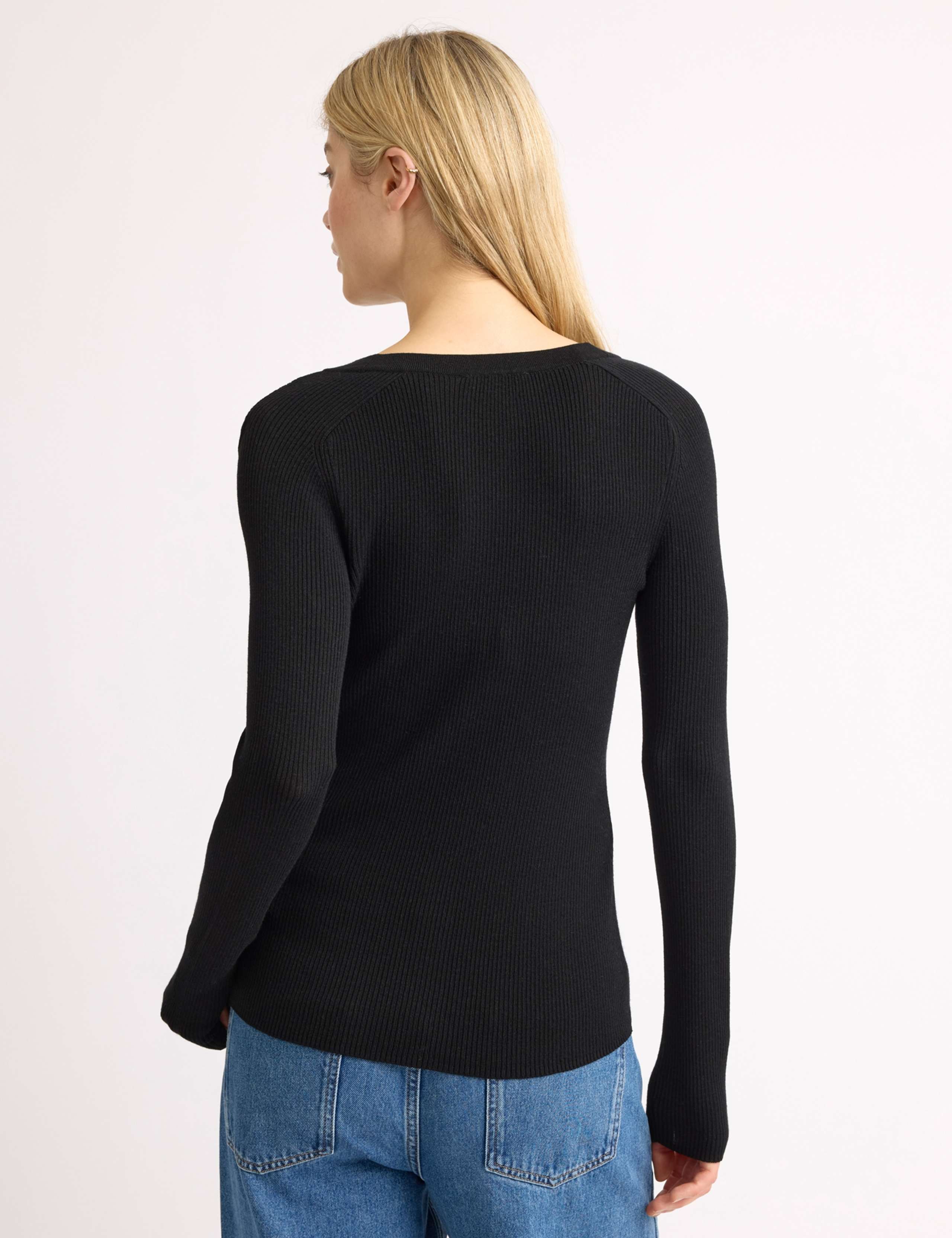 Ribbed V-Neck Cardigan 4 of 4