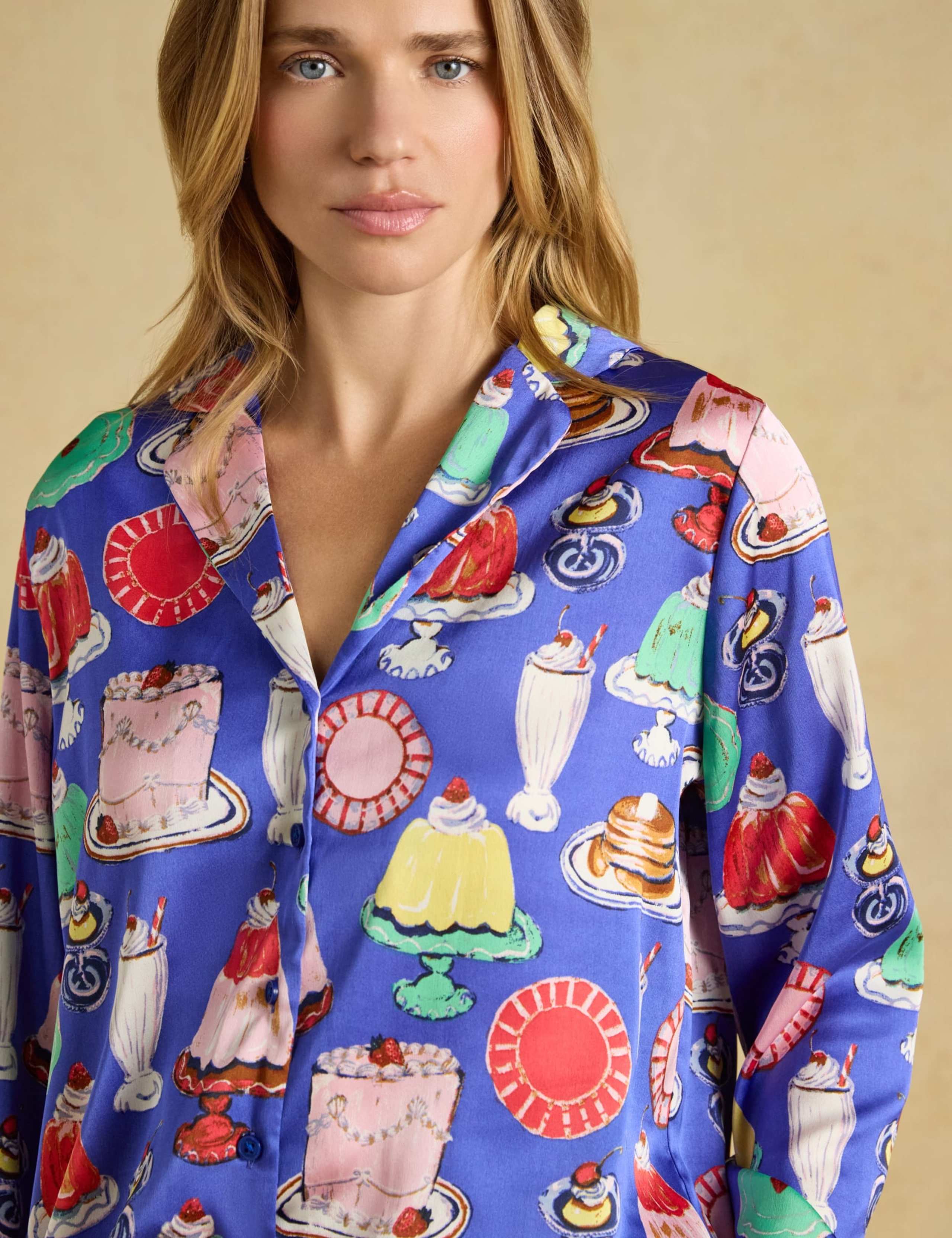 Printed Satin Two Piece Pyjama Set 6 of 6