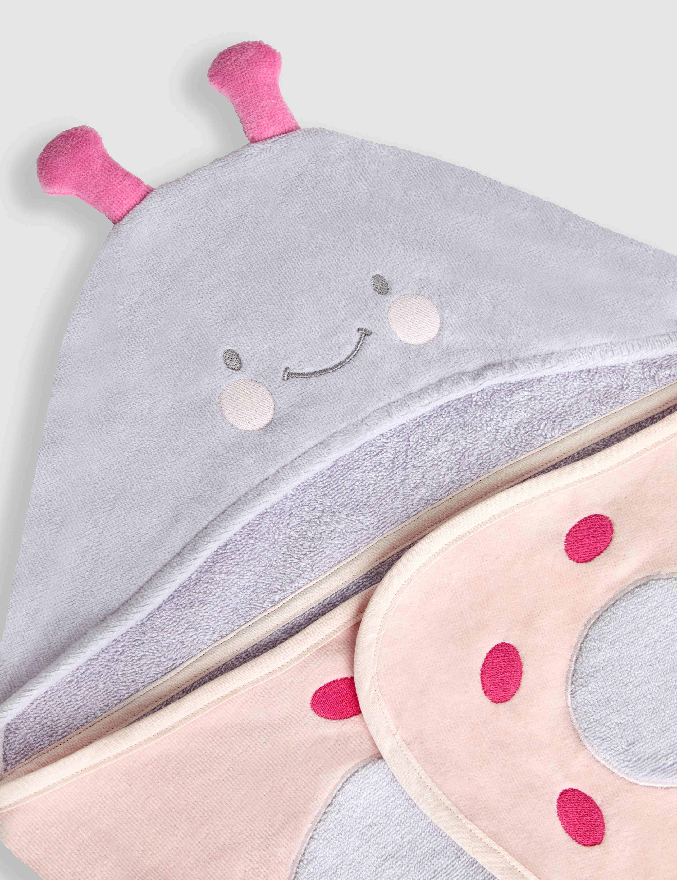 Pure Cotton Butterfly Hooded Towel 8 of 8
