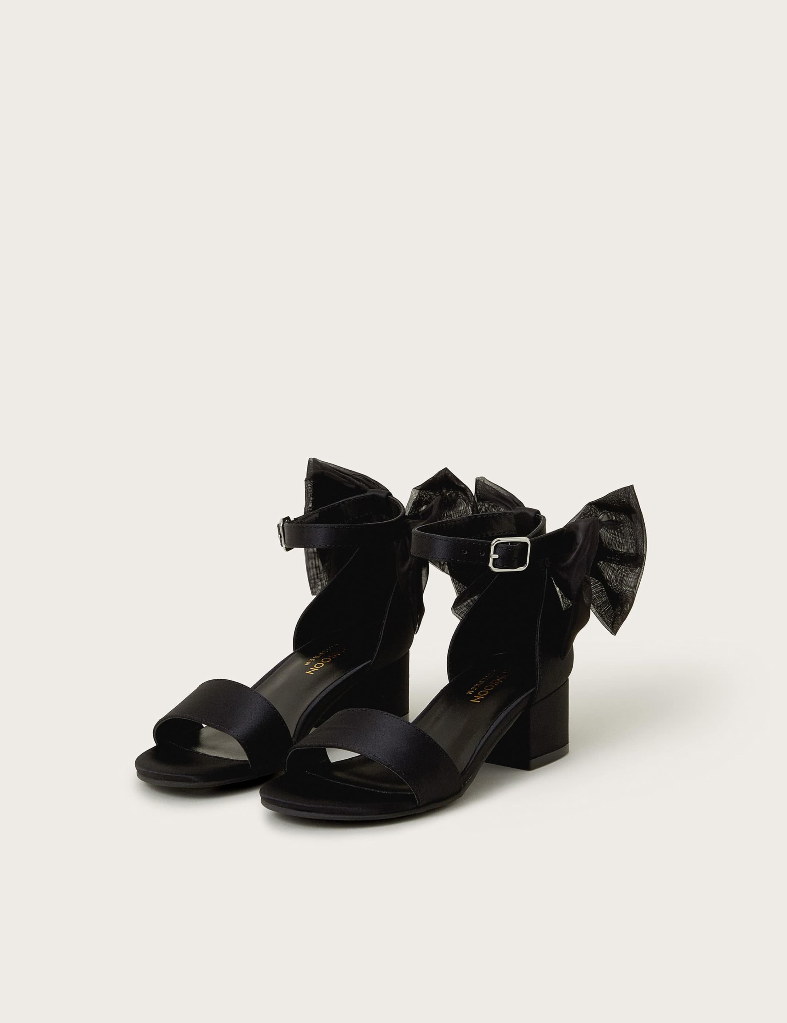 Kids' Bow Sandals (7 Small - 6 Large) 1 of 3