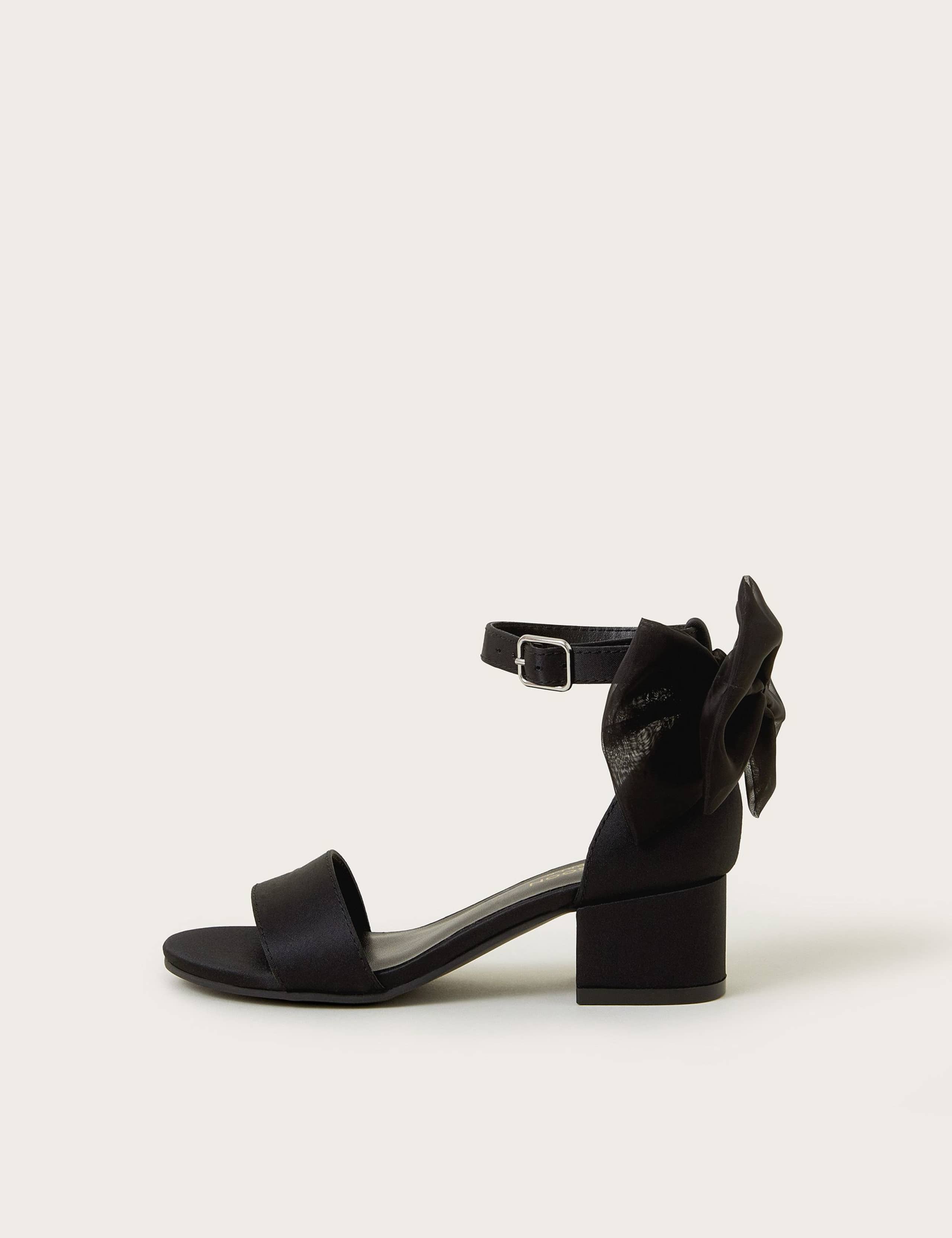 Kids' Bow Sandals (7 Small - 6 Large) 3 of 3
