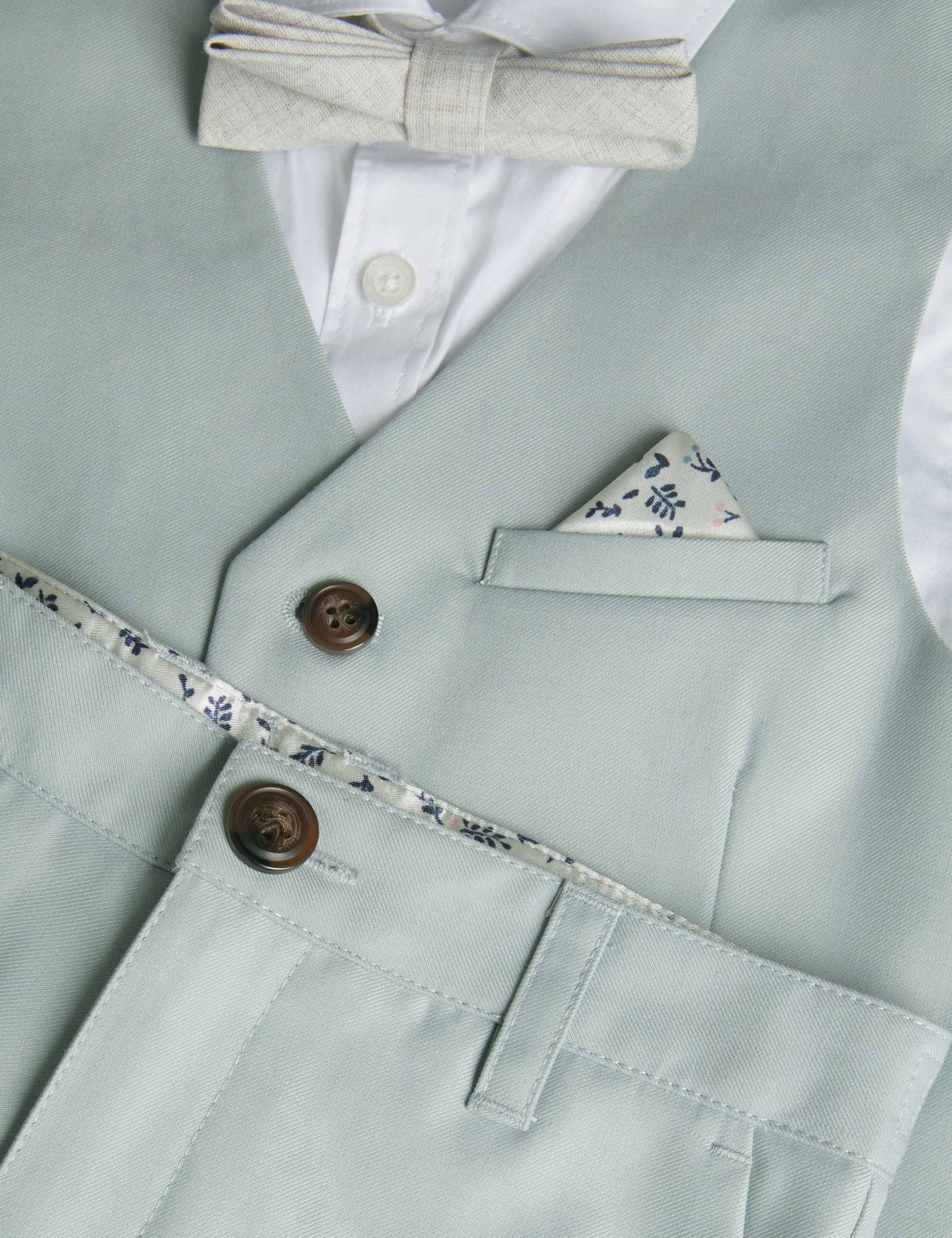 4pc Short Suit & Bow Tie (0-13 Yrs) 3 of 4