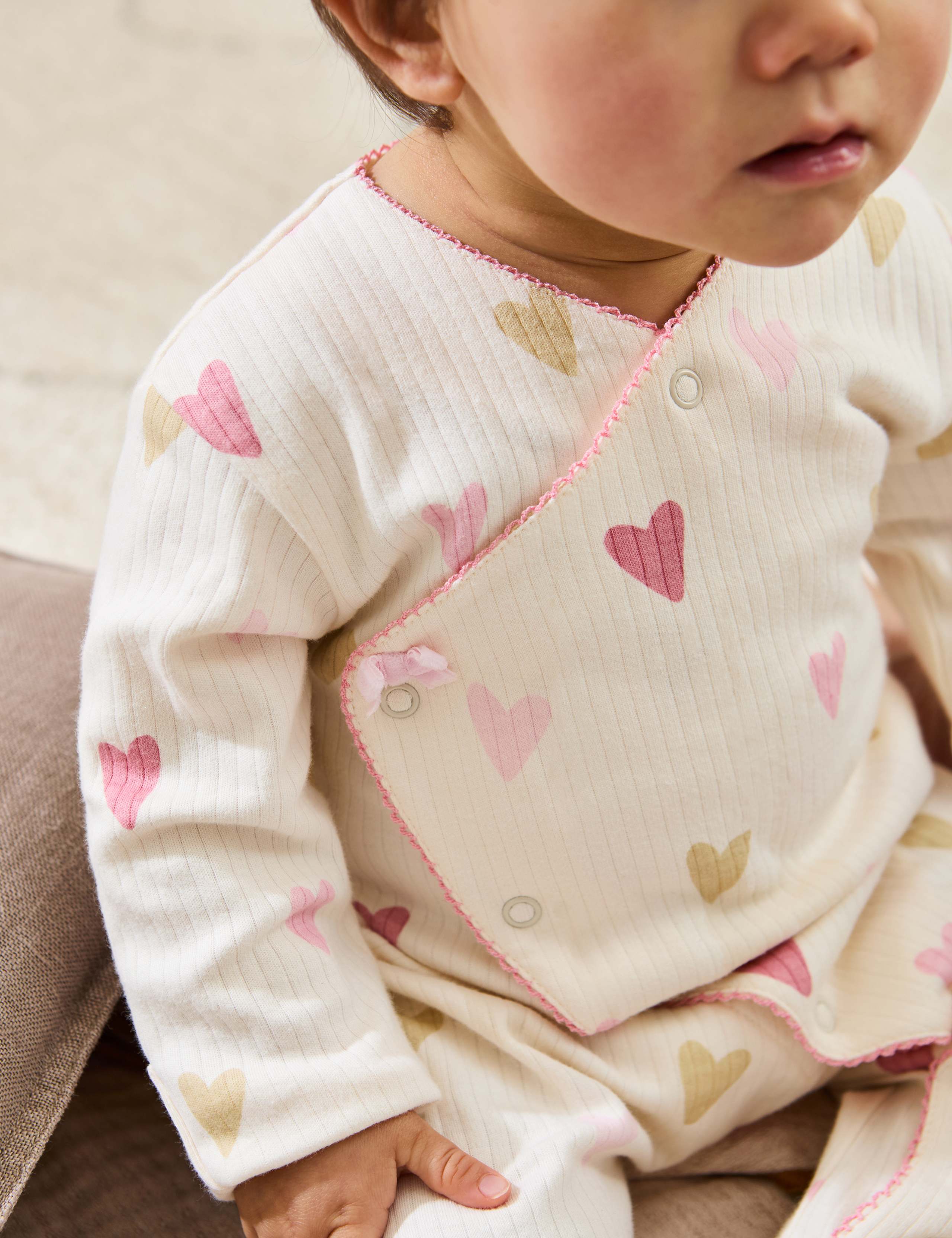 Pure Cotton Heart Sleepsuit (0-12 Mths) 4 of 5