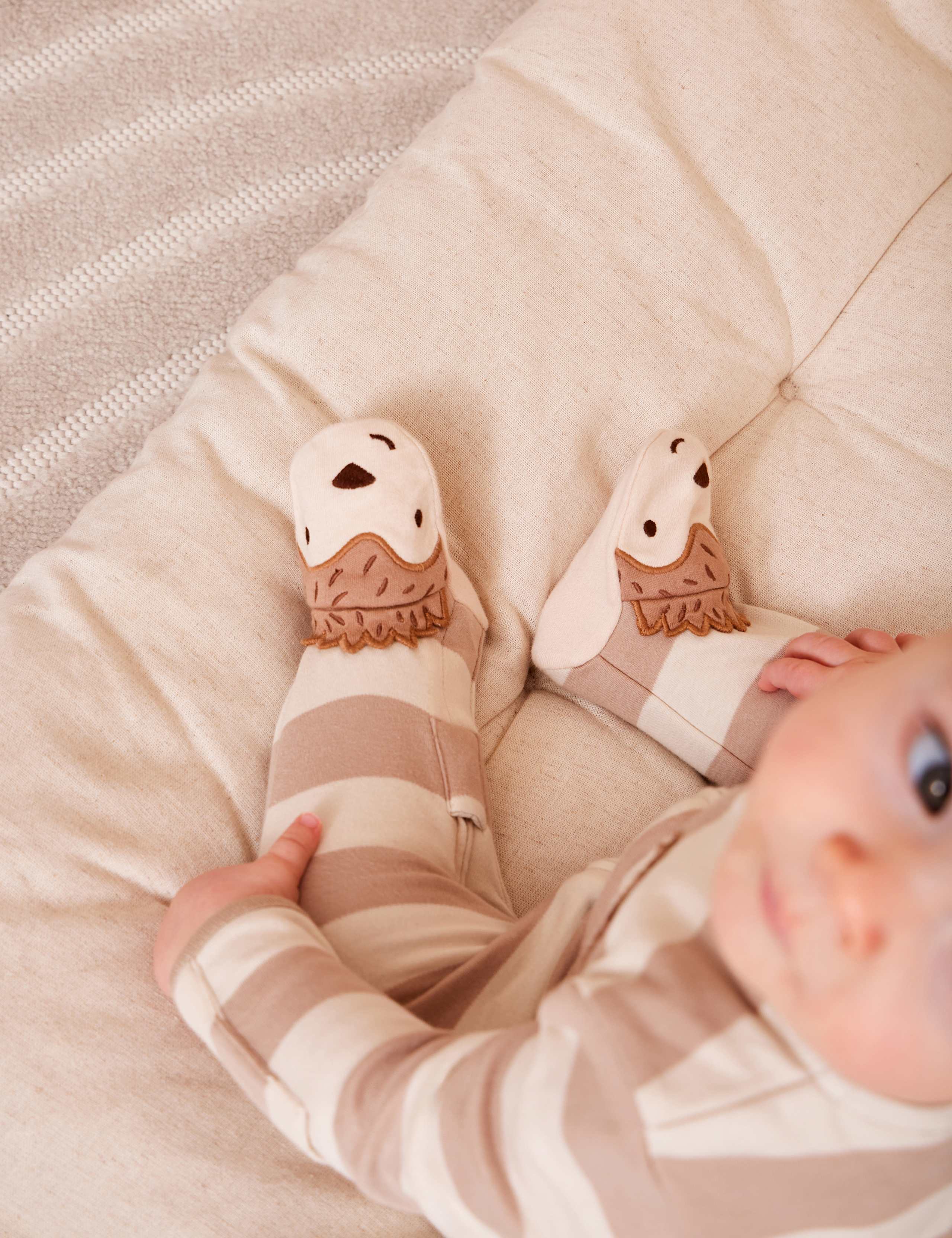 Pure Cotton Striped Hedgehog Zip Sleepsuit (7lbs-18 Mths) 3 of 4