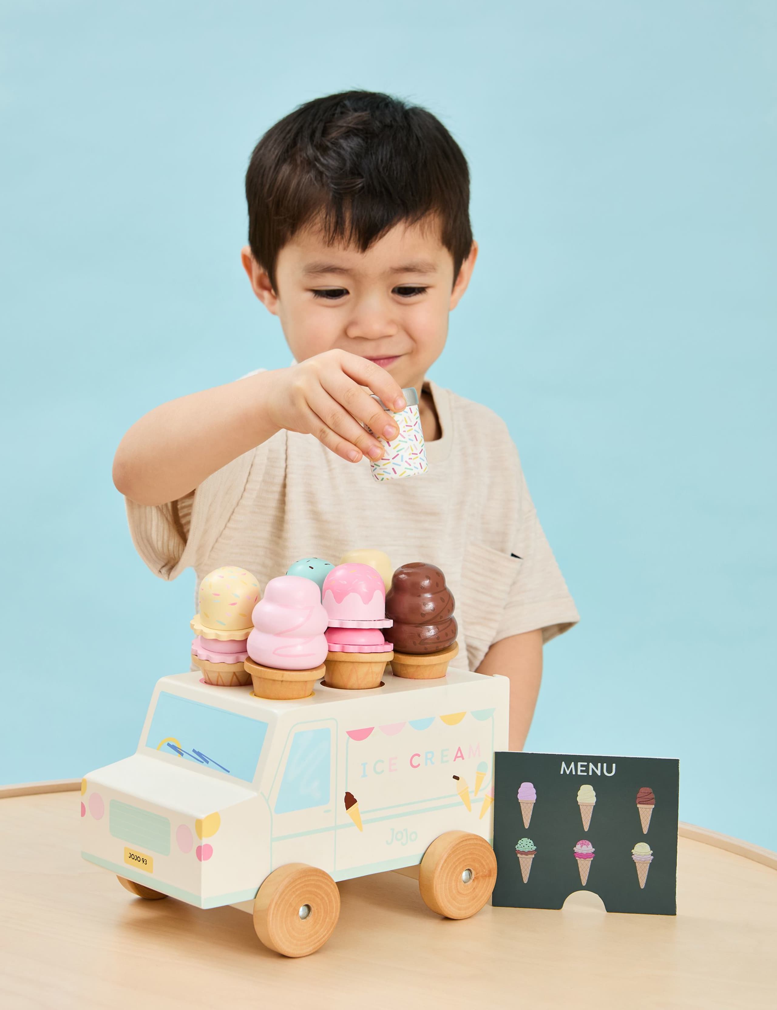 Wooden Ice Cream Van Playset (3+ Yrs) 4 of 4