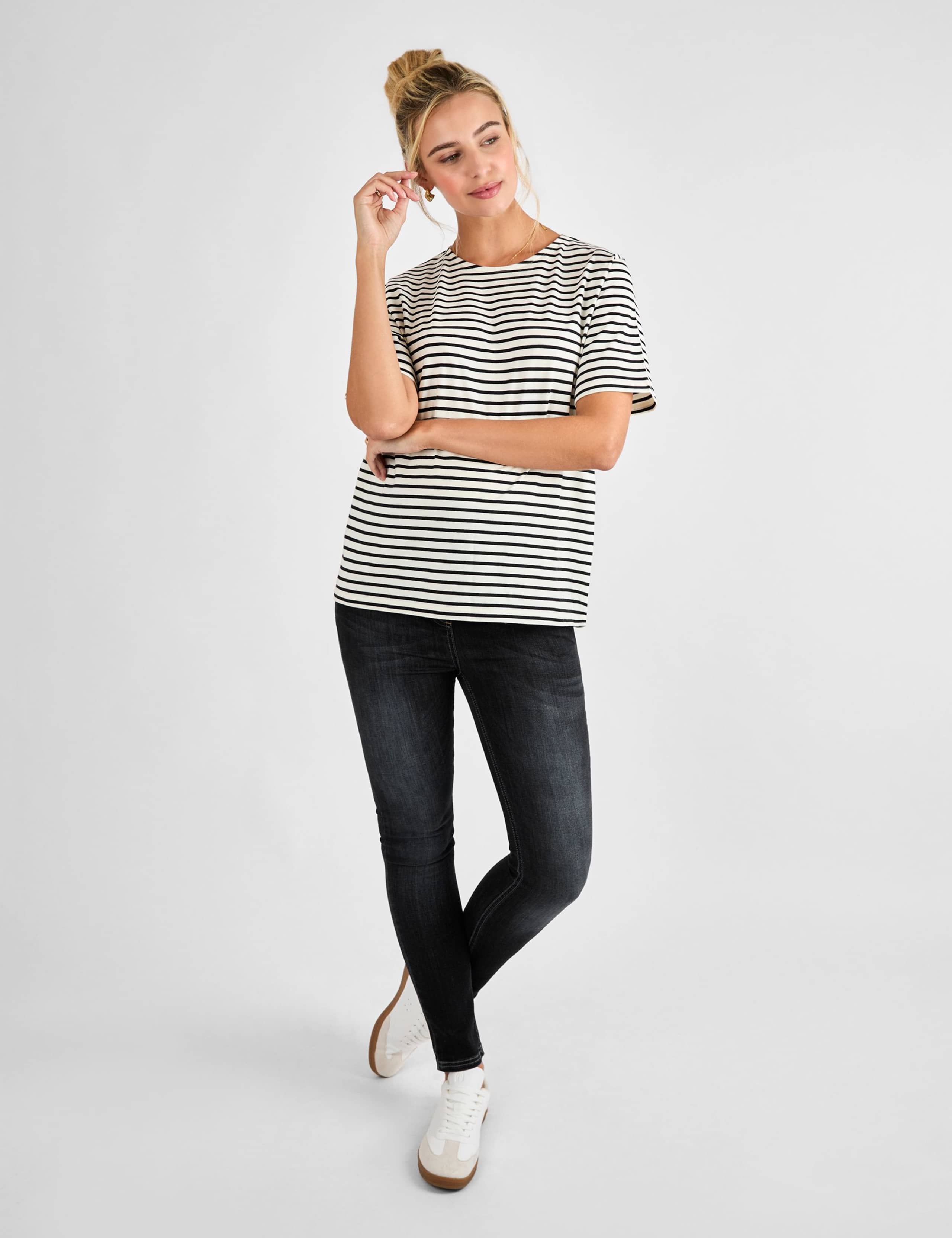Maternity Pure Cotton Oversized T-Shirt 2 of 4