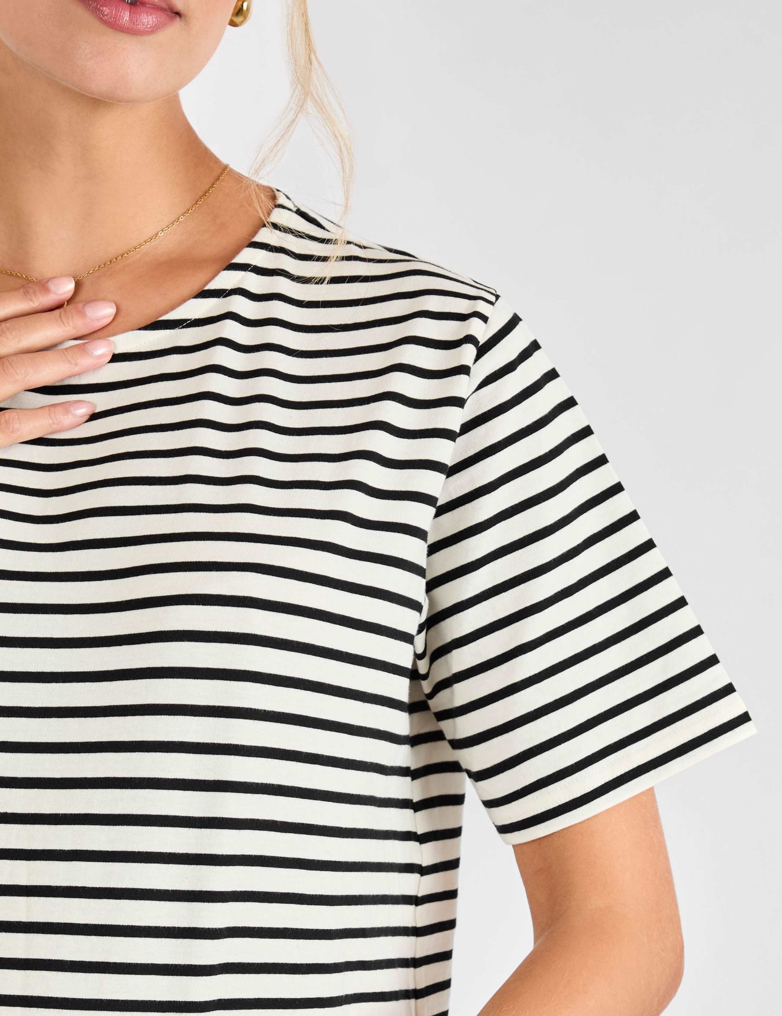 Maternity Pure Cotton Oversized T-Shirt 3 of 4