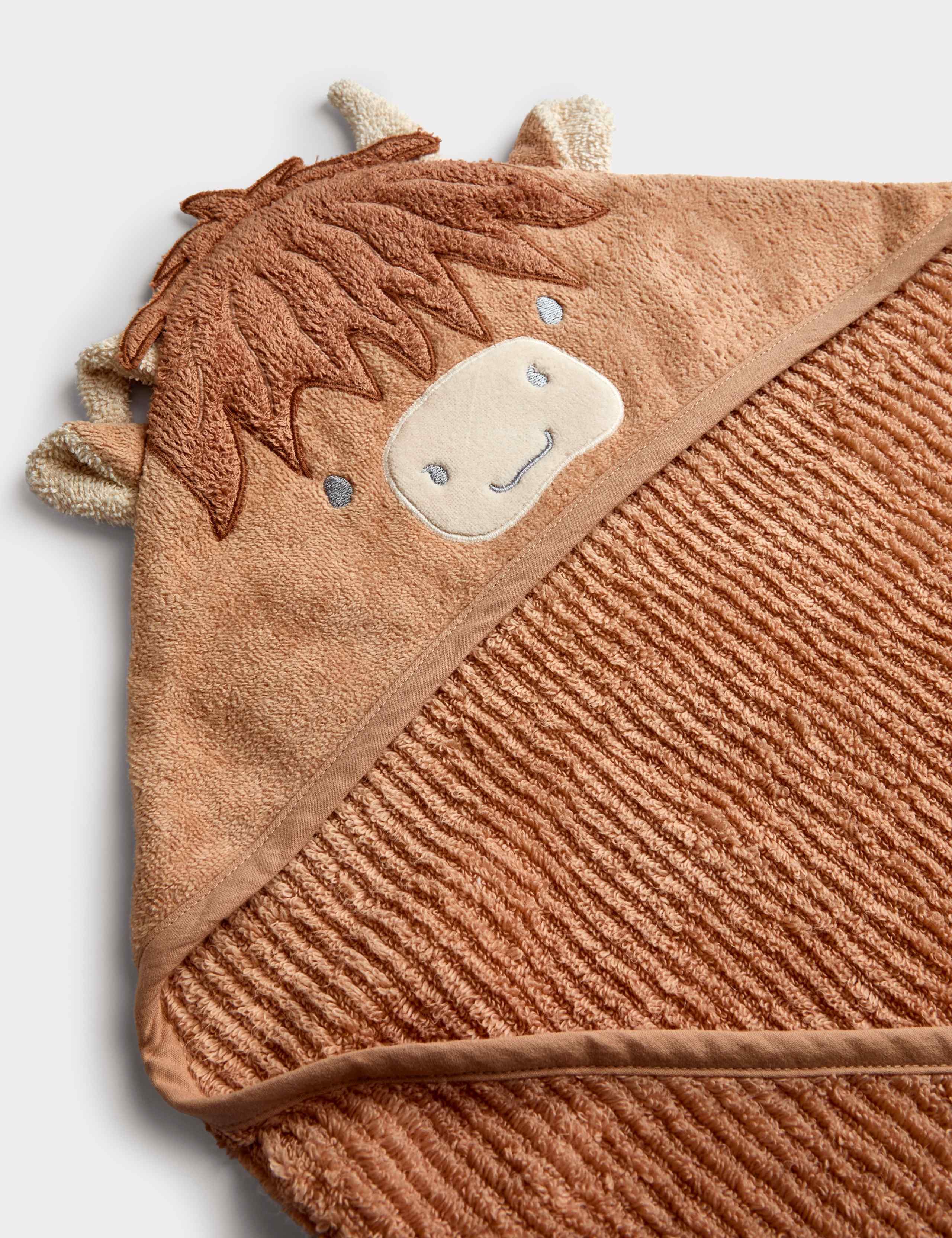 Pure Cotton Highland Cow Hooded Towel 4 of 4