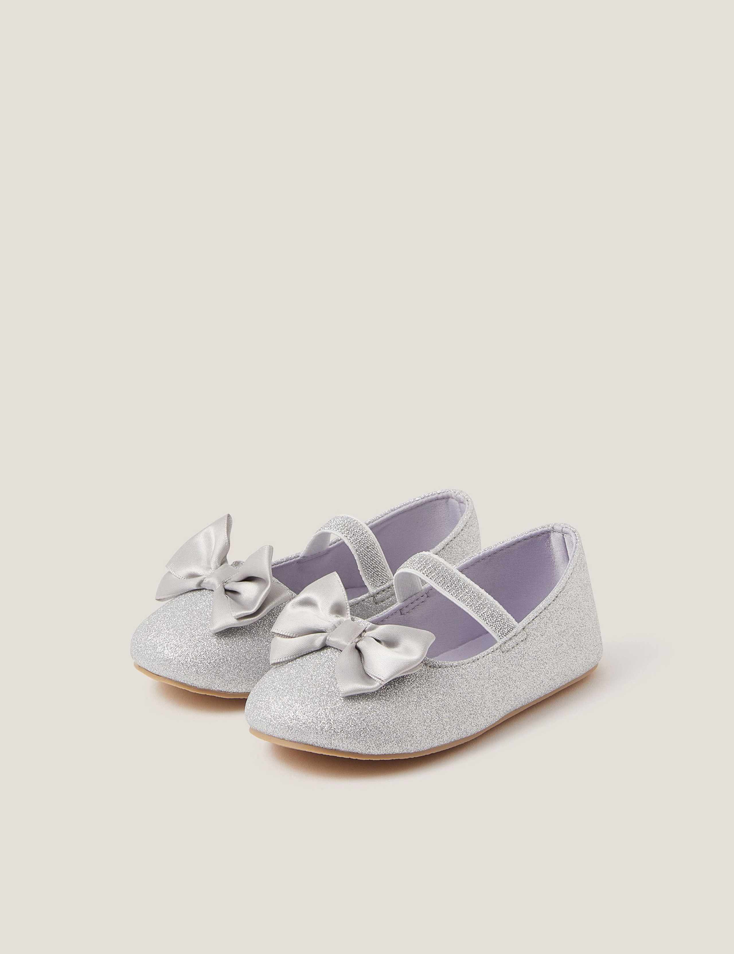 Baby Glitter Pram Shoes (2-5 Large) 2 of 3