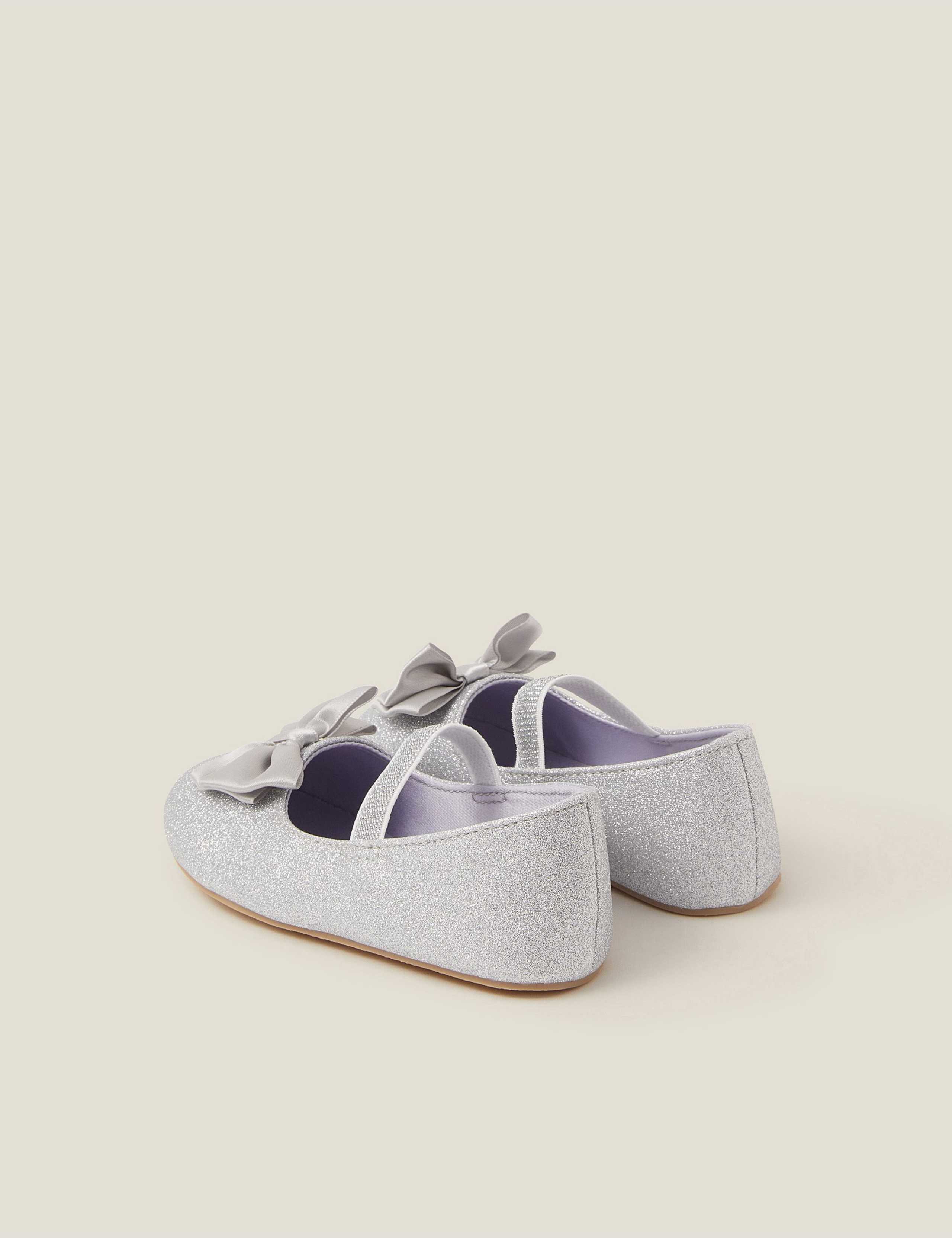 Baby Glitter Pram Shoes (2-5 Large) 3 of 3