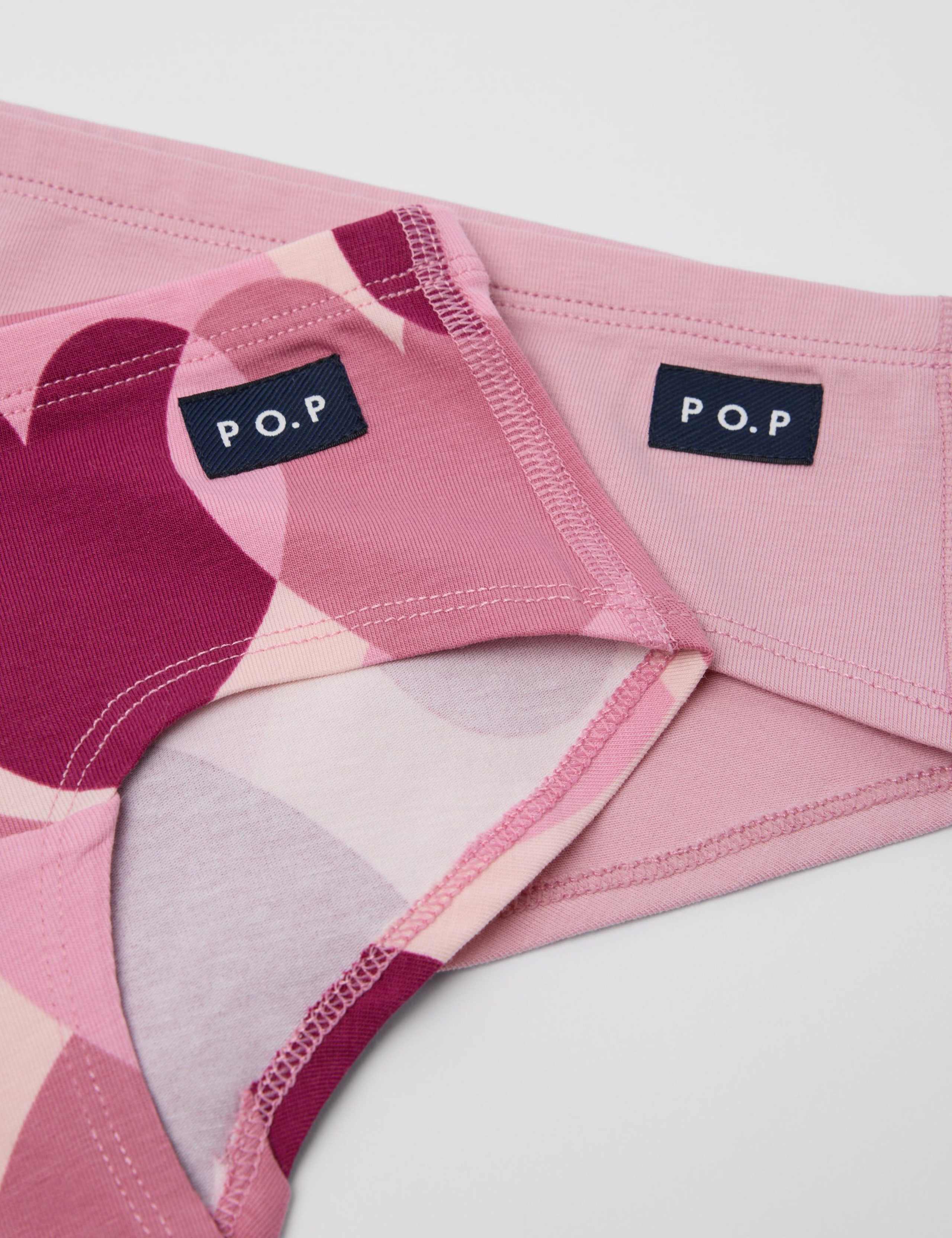 2pk Cotton Rich Heart Knickers (1-10 Yrs) 2 of 2