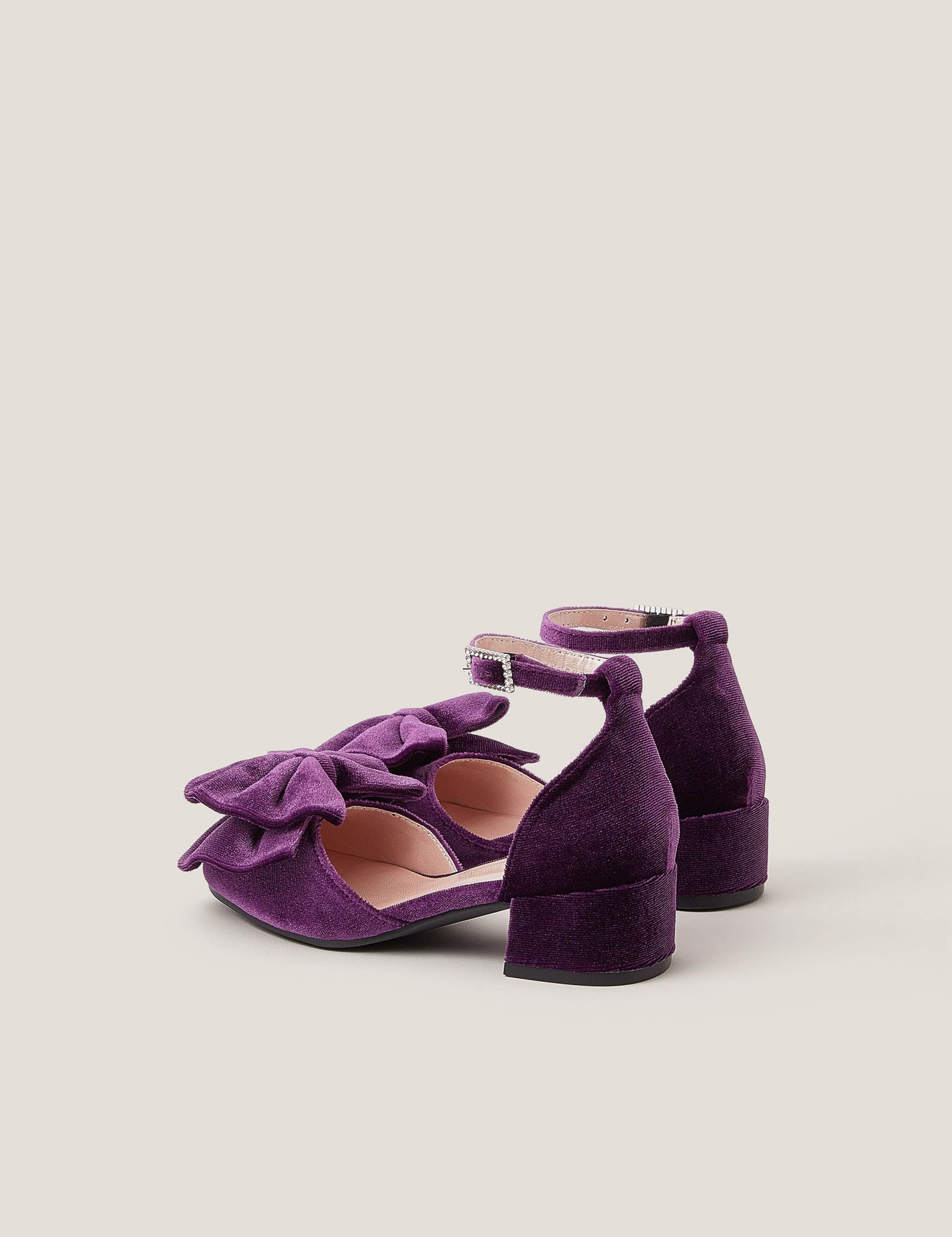Kids' Velvet Bow Sandals (7 Small - 2 Large) 3 of 3