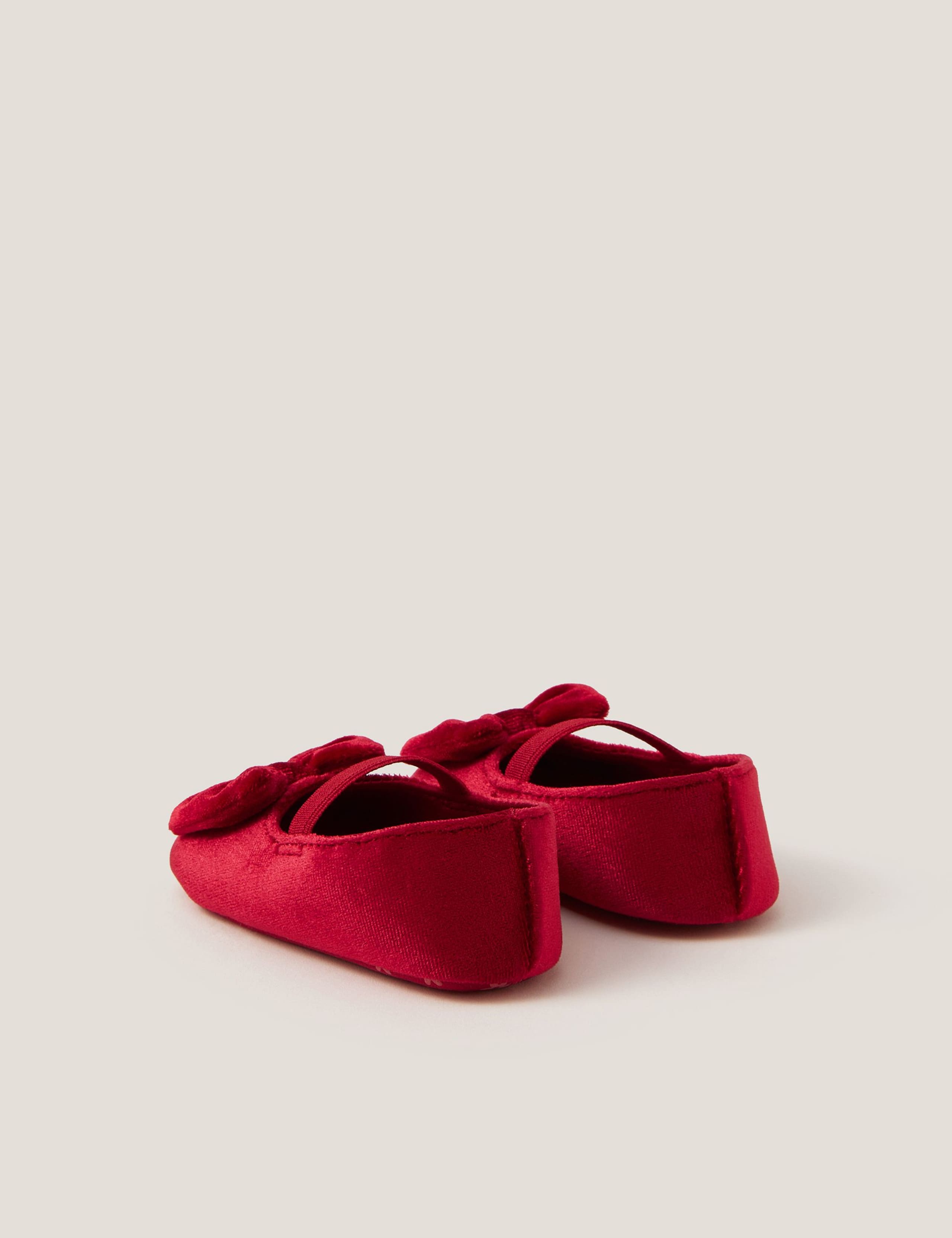Velvet Bow Booties & Headband Set (0-18 Mths) 3 of 3