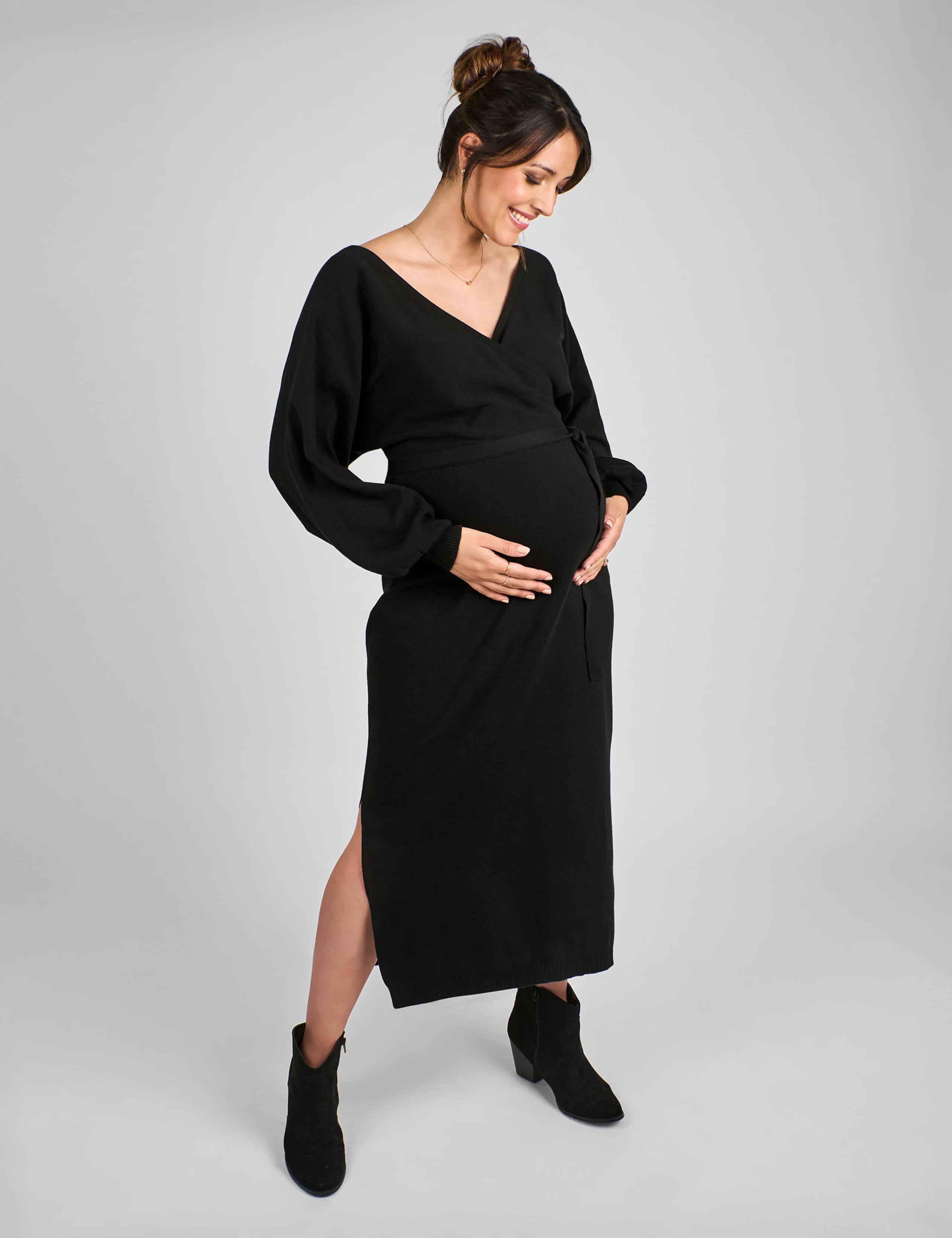 Maternity Knitted V-Neck Midi Jumper Dress 2 of 4