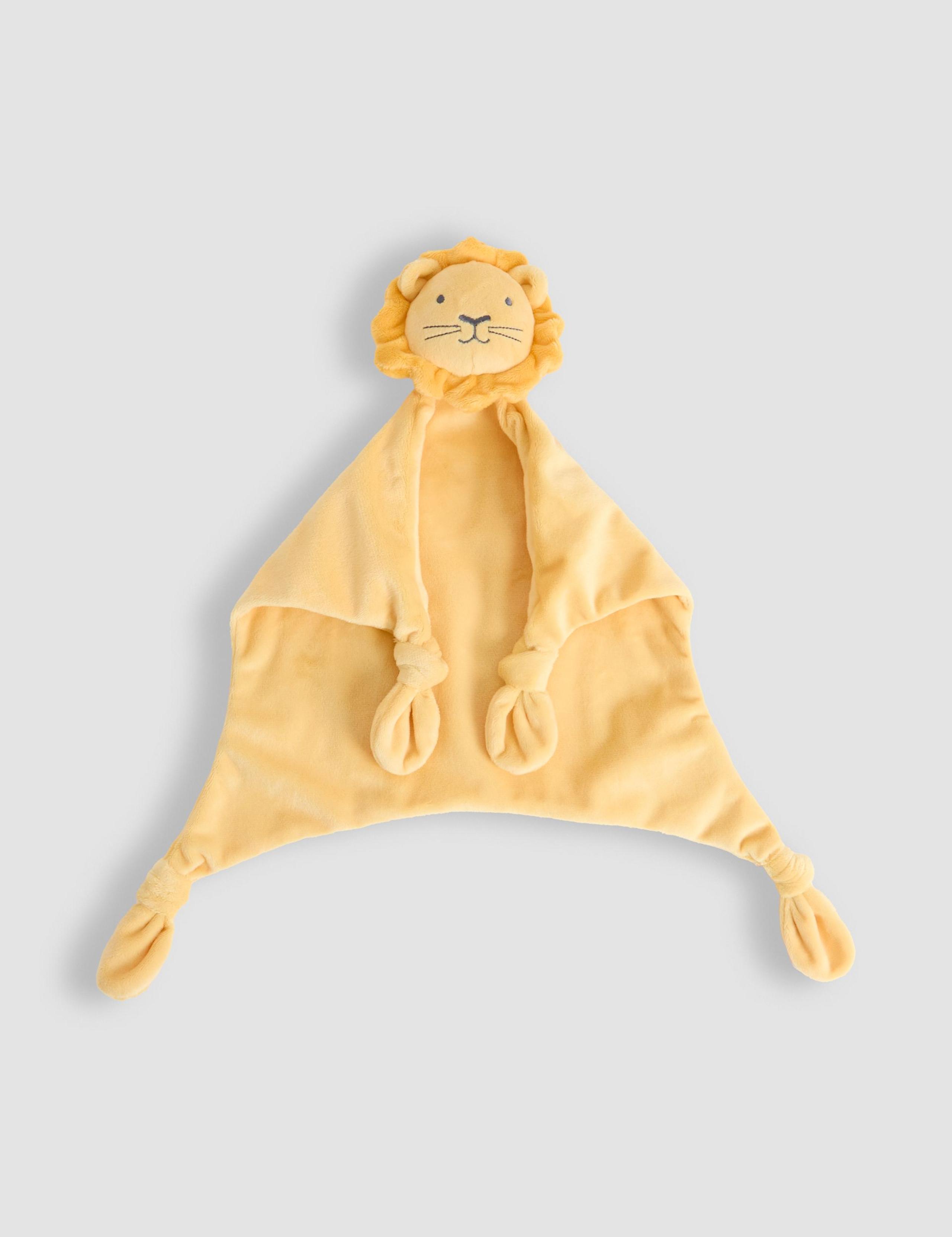 Fleece Lion Blanket 2 of 3