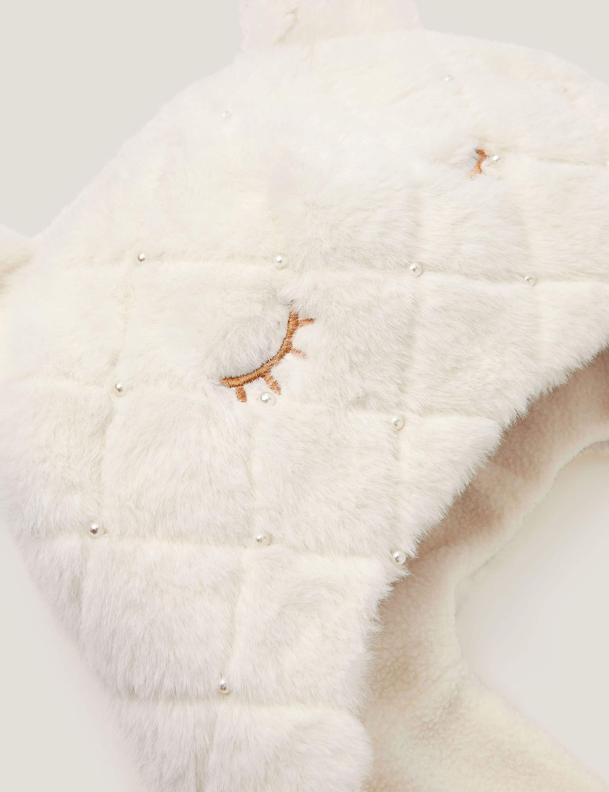 Kids' Pearly Cat Hat and Gloves (3-10 Yrs) 3 of 3