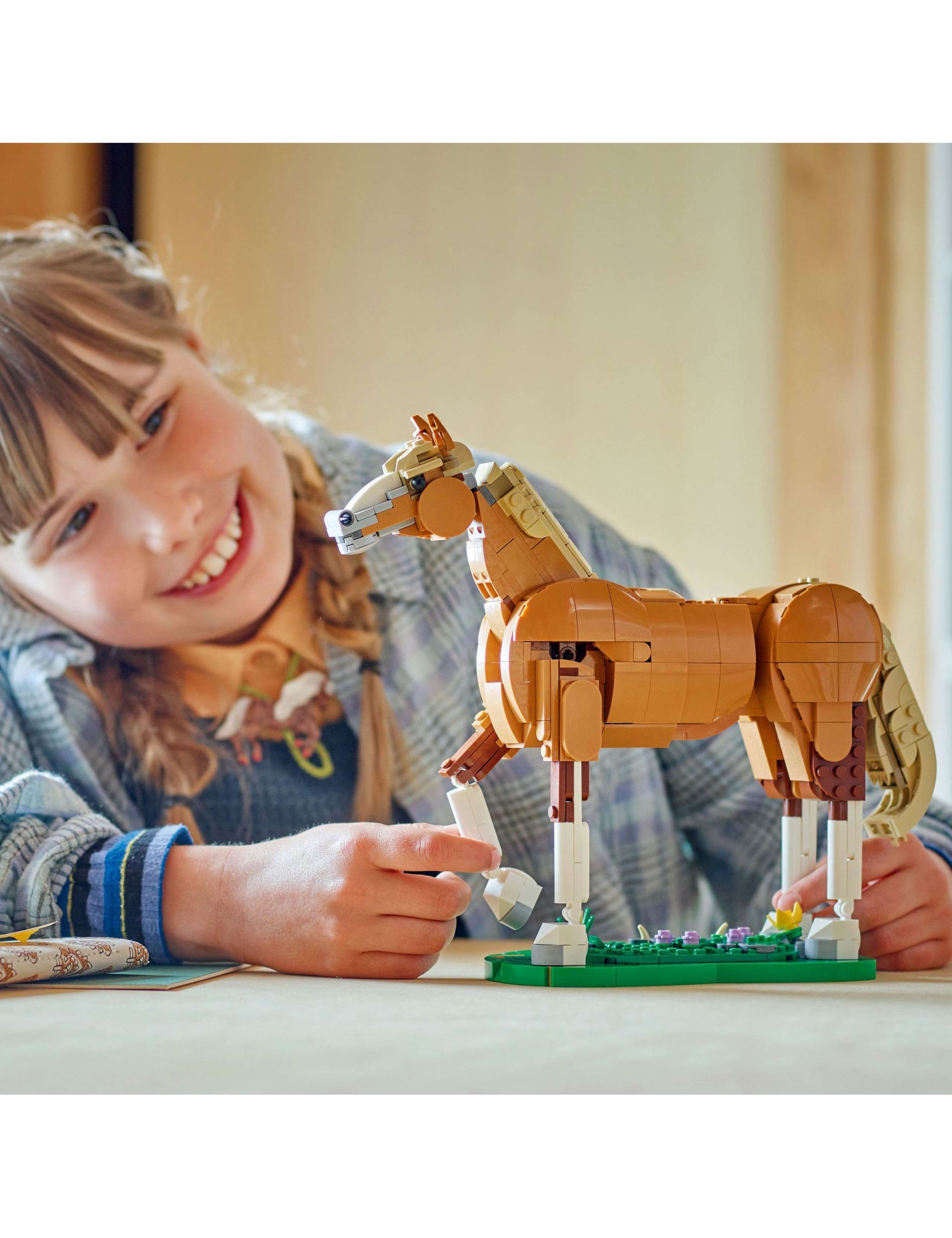 LEGO Creator 3in1 Beautiful Horse Toy 31166(9+ Yrs) 3 of 6