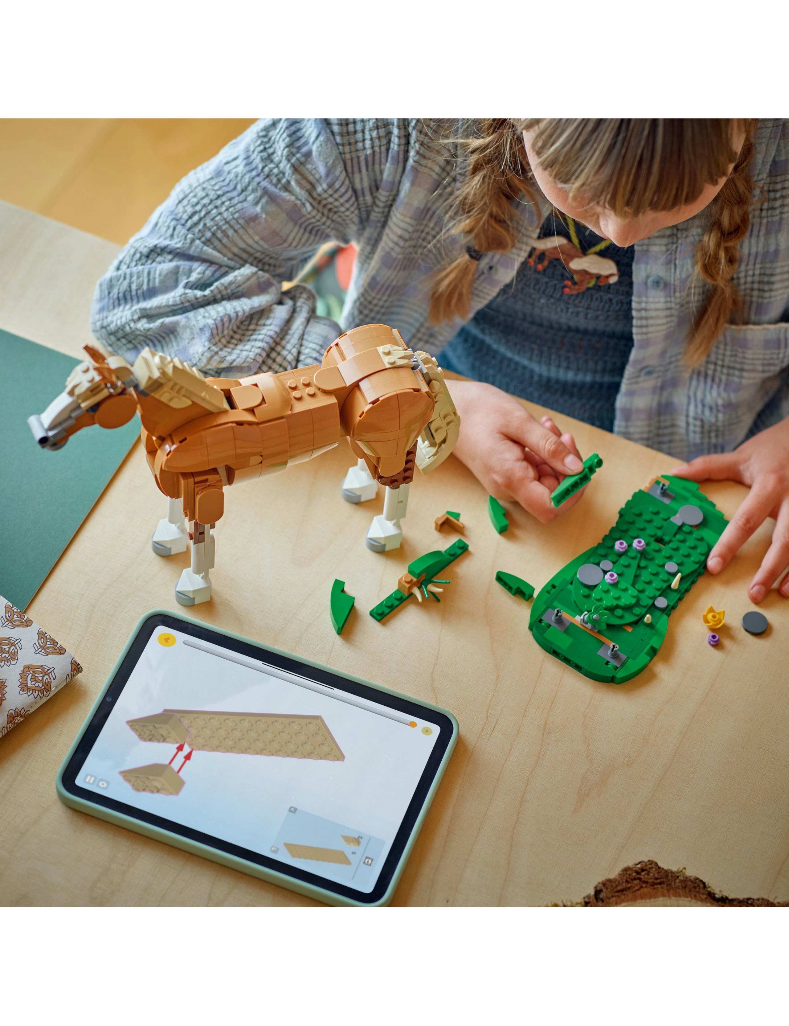LEGO Creator 3in1 Beautiful Horse Toy 31166(9+ Yrs) 5 of 6