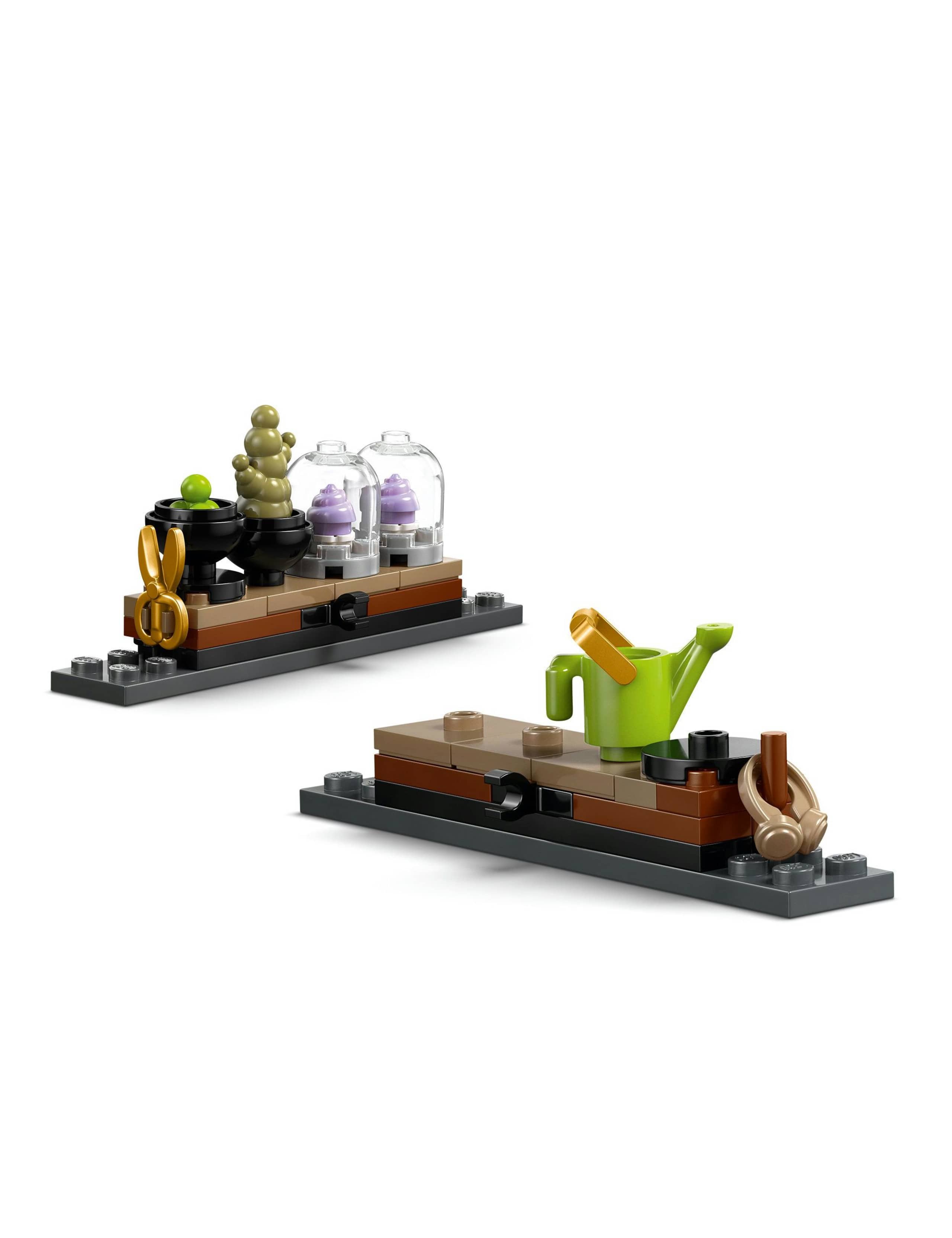 LEGO Harry Potter Hogwarts Castle: Herbology Class 76445(8+ Yrs) 2 of 6