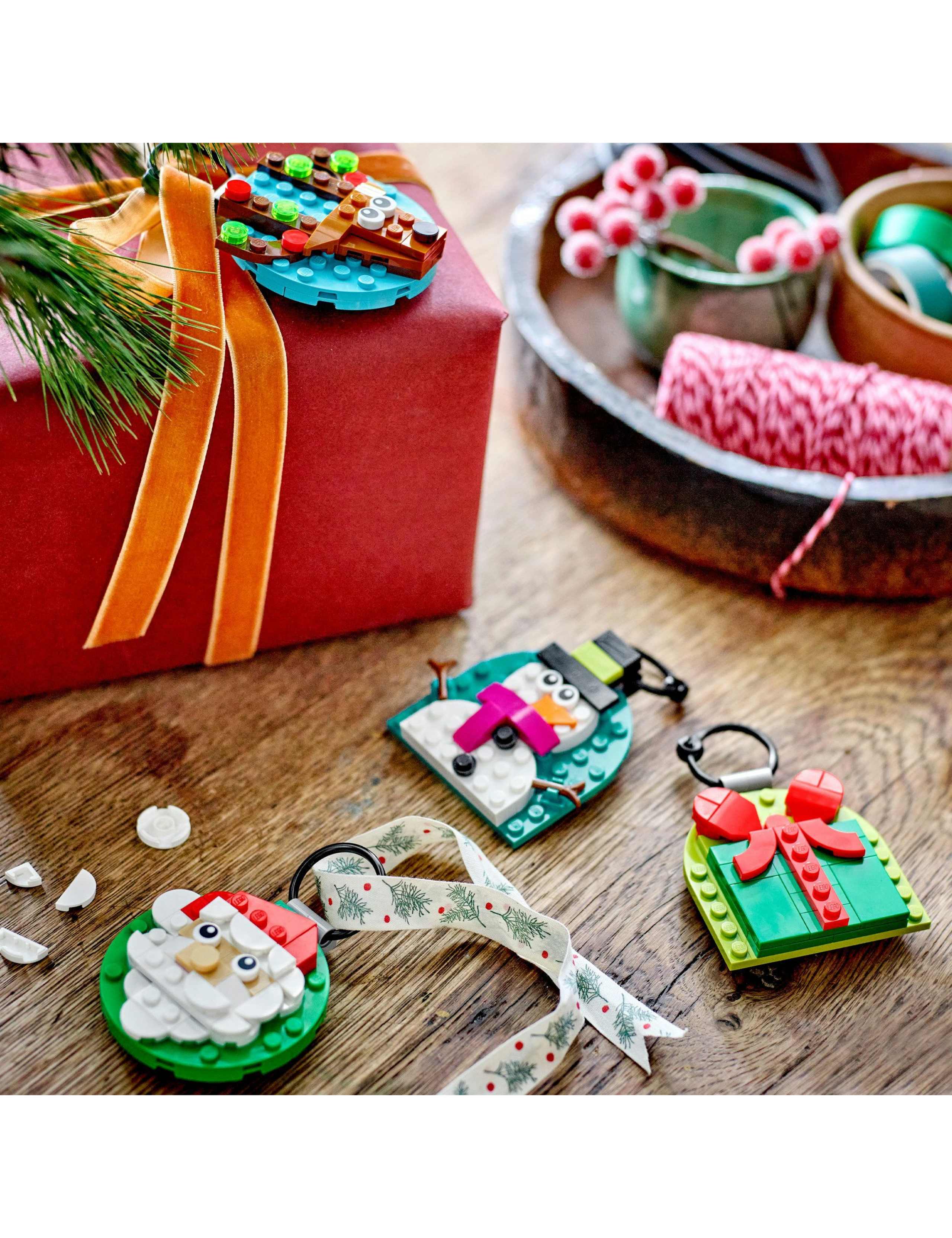 LEGO Christmas Ornament Selection 40744 (6+ Yrs) 2 of 4