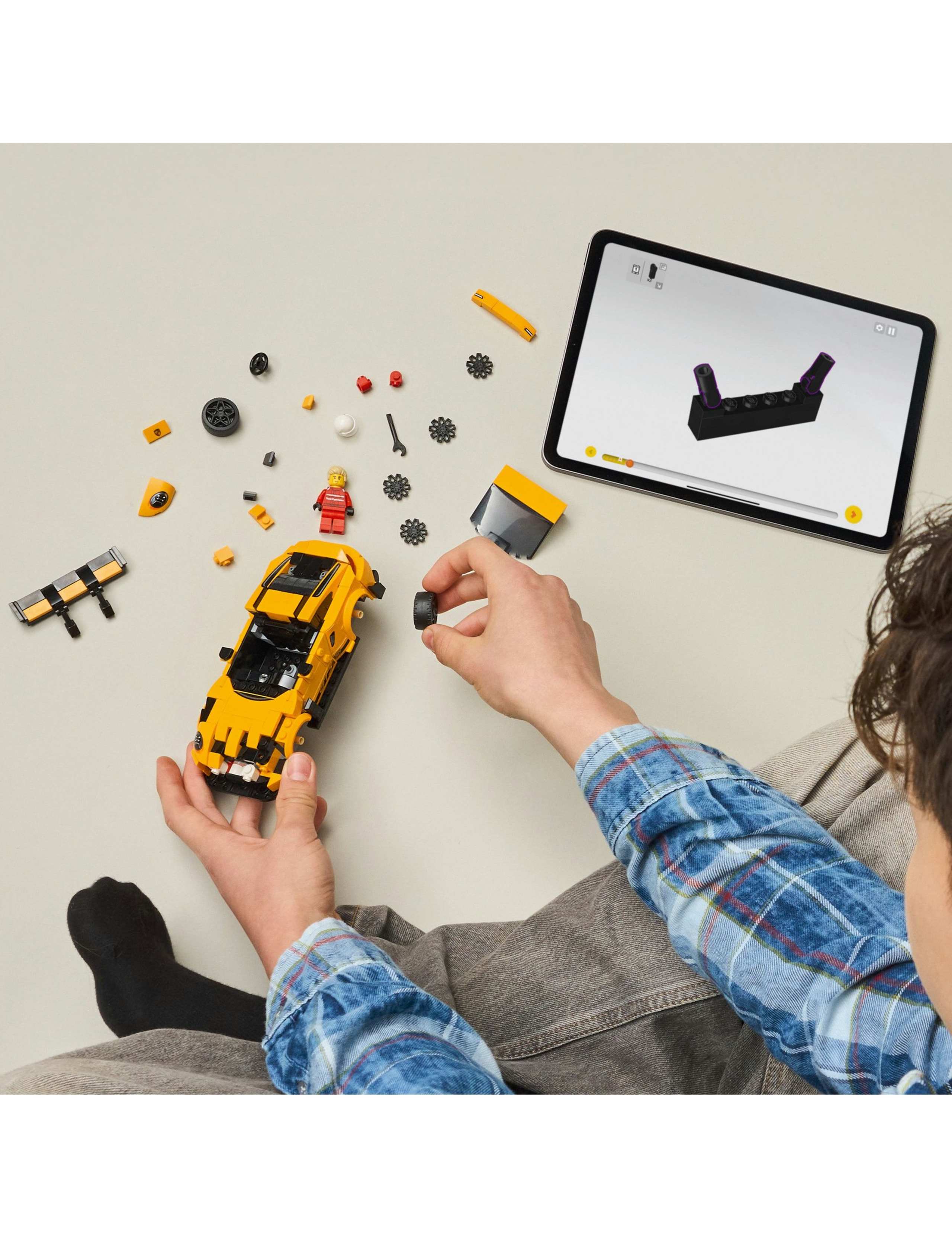 LEGO Speed Champions Porsche 911 GT3 RS Super Car 77239(9+ Yrs) 5 of 6