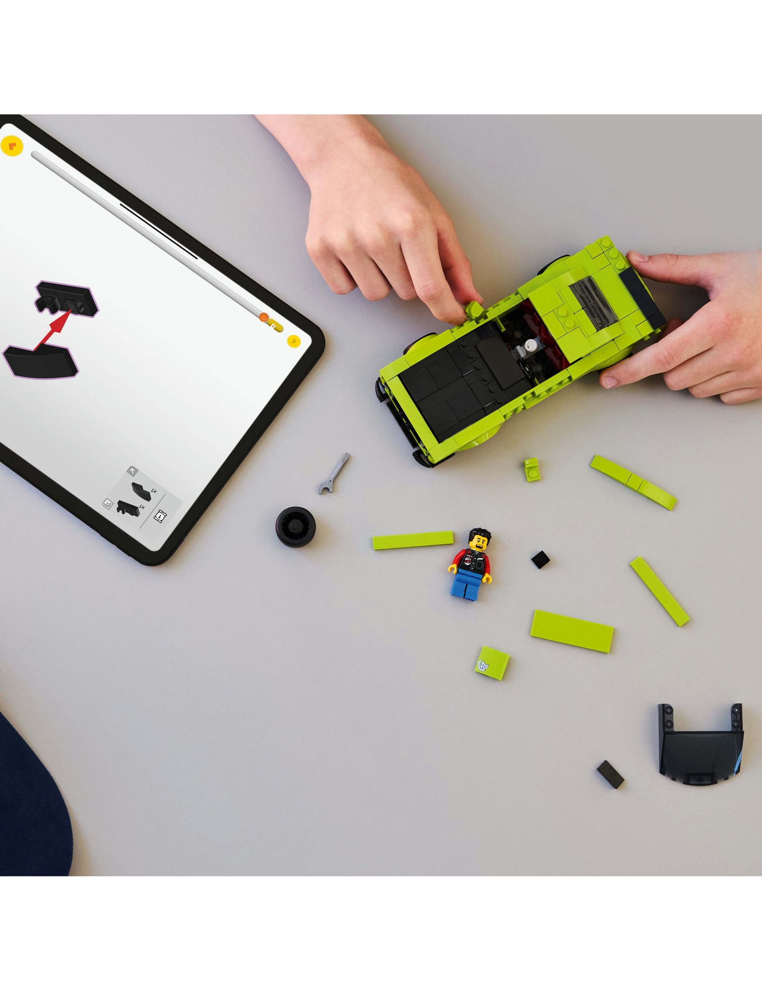 LEGO Speed Champions Dodge Challenger SRT Hellcat Sports Car 77237(9+ Yrs) 6 of 6