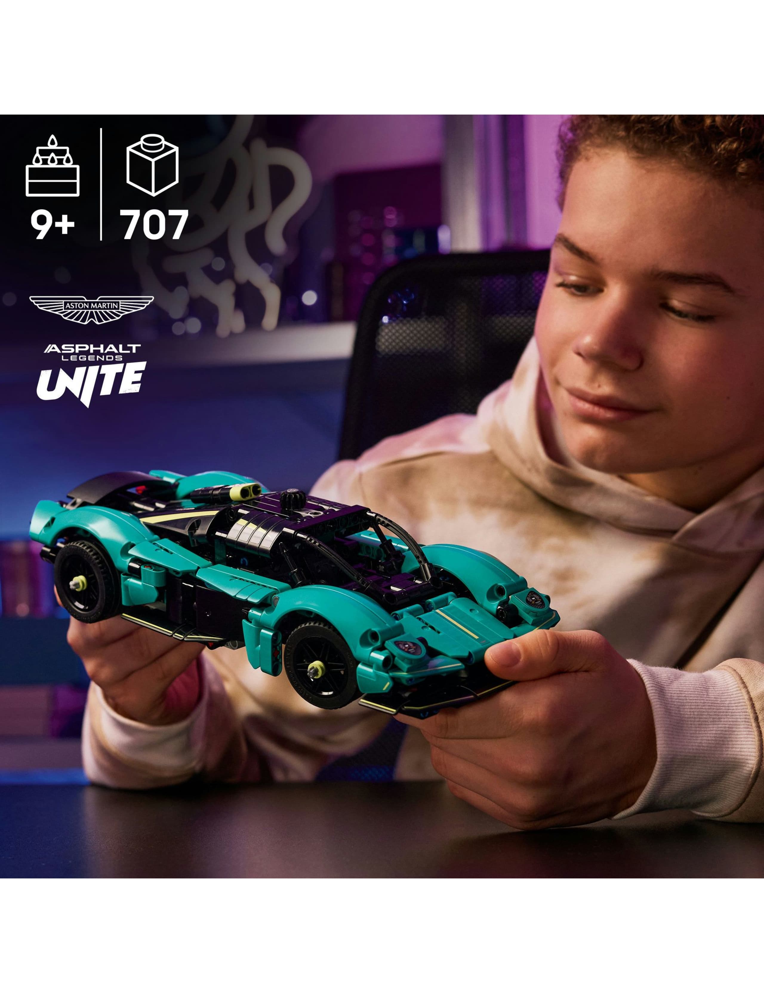 LEGO Technic Aston Martin Valkyrie Car Toy 42208(9+ Yrs) 6 of 6