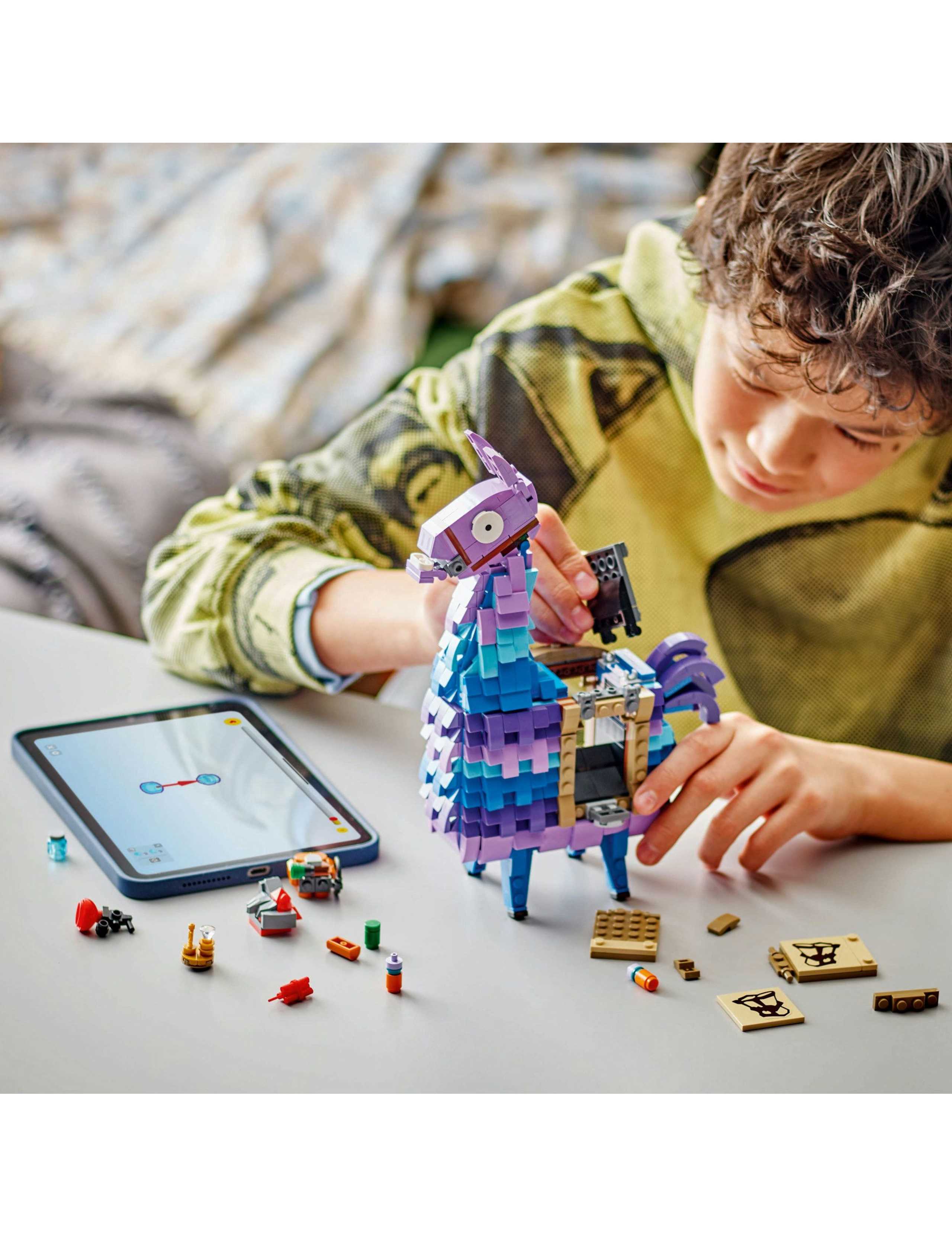 LEGO Fortnite Supply Llama Toy Set 77071 (12+ Yrs) 3 of 6