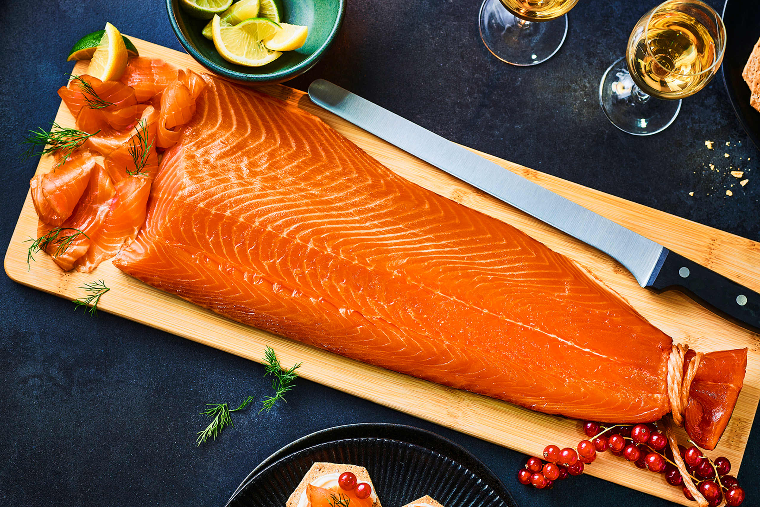 Collection Caledonian Gold™ Scottish Whole Side of Smoked Salmon (Serves 12) 1 of 2