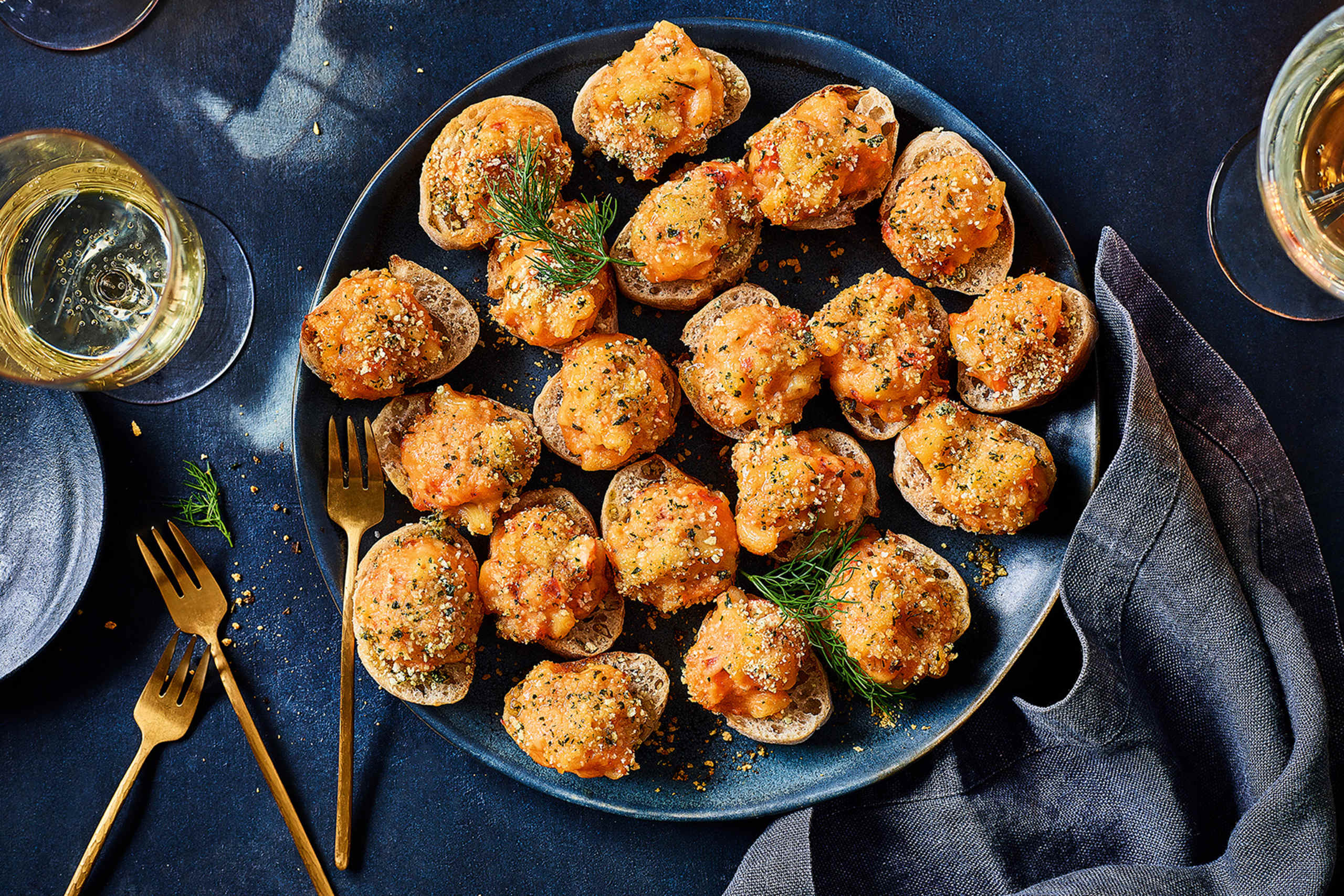 Collection 20 Lobster Mac & Cheese Crostini (Serves 20) 1 of 2