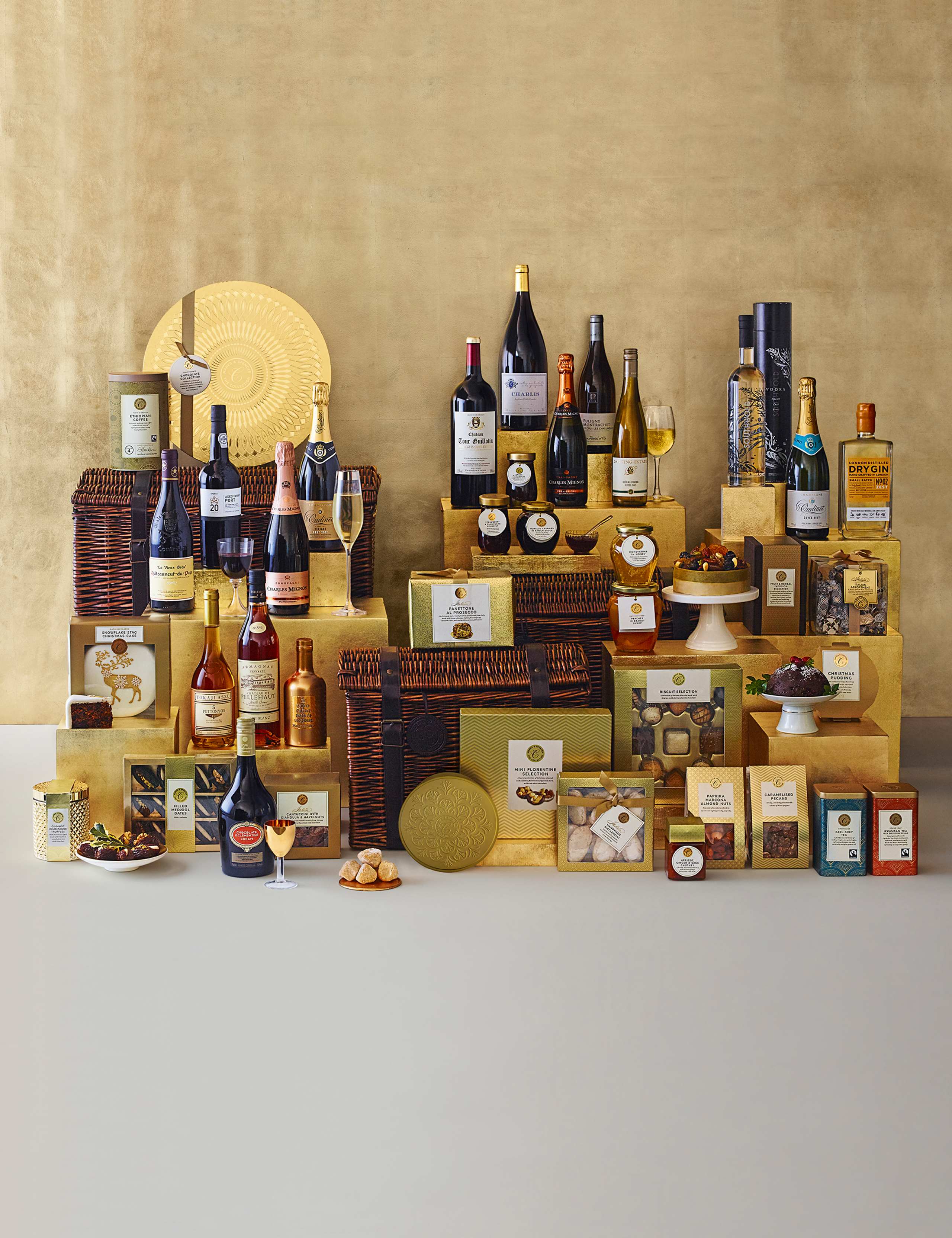 The Collection Ultimate Hamper 1 of 7