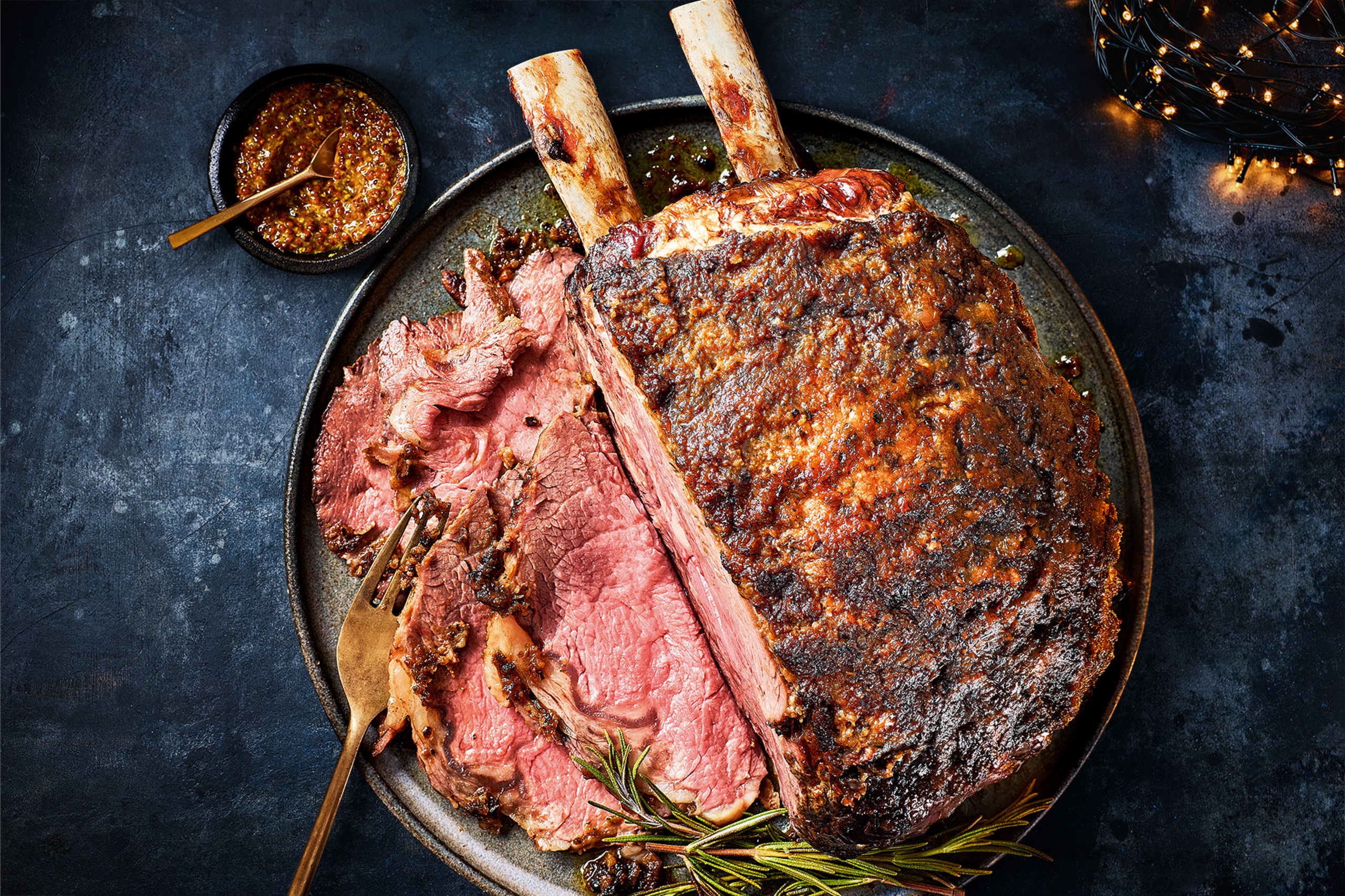 Collection Two-Bone Aberdeen Angus Rib of Beef (Serves 6) 1 of 2