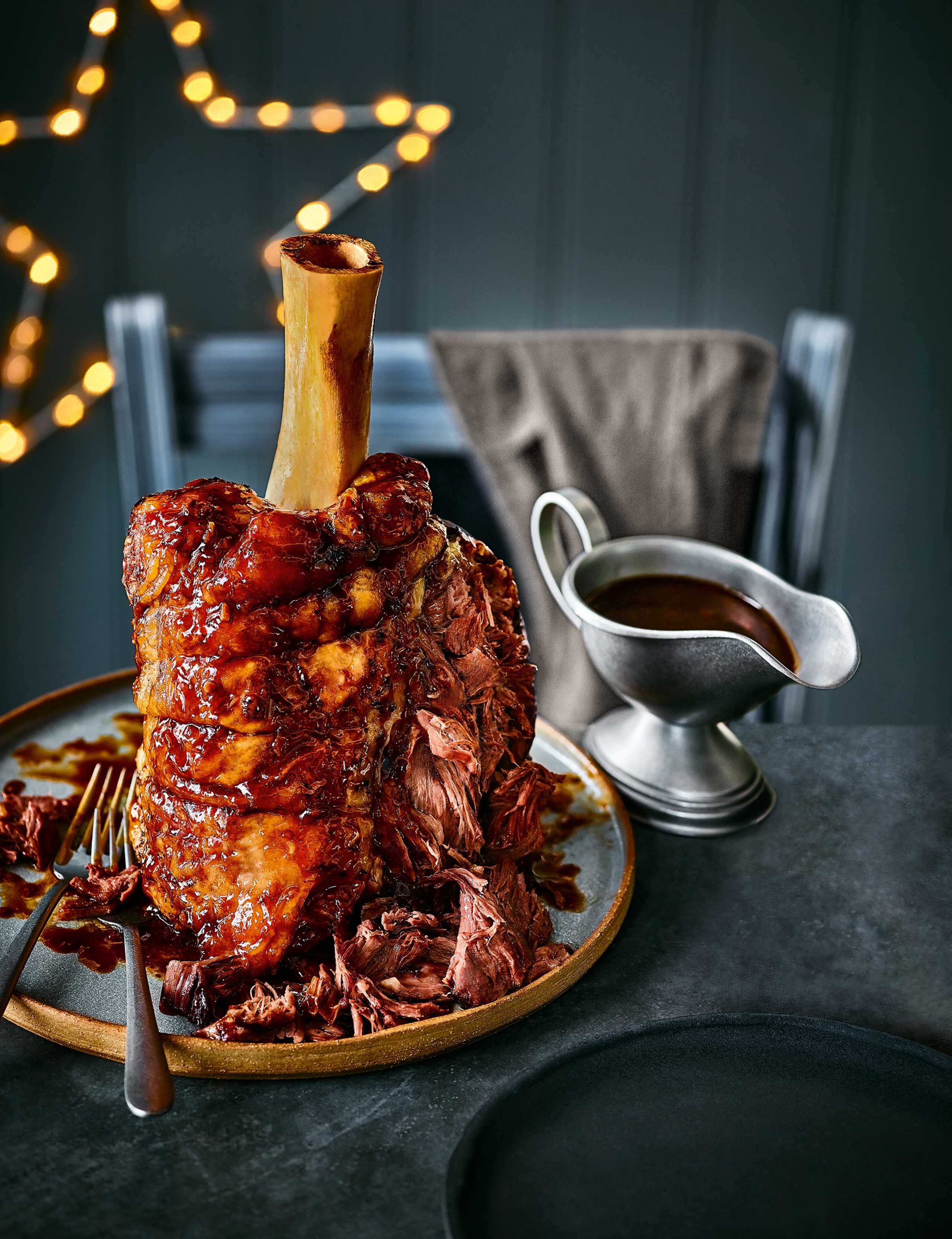 Collection Slow-Cooked Shin of British Beef with a Bordelaise Sauce (Serves 8-10) 1 of 2