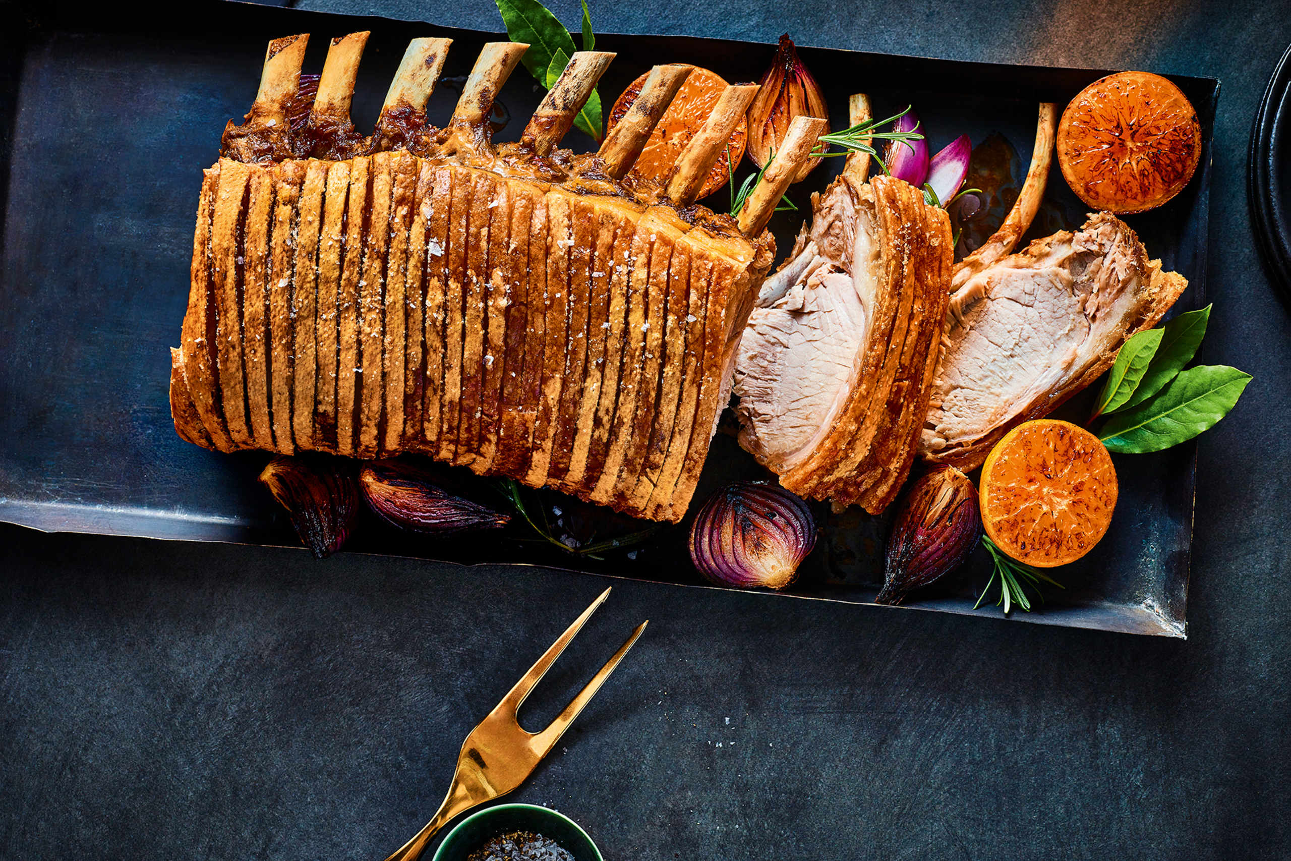 Collection Heritage Gold Outdoor-Bred 10-Bone Pork Rib Roast (Serves 10) 1 of 2