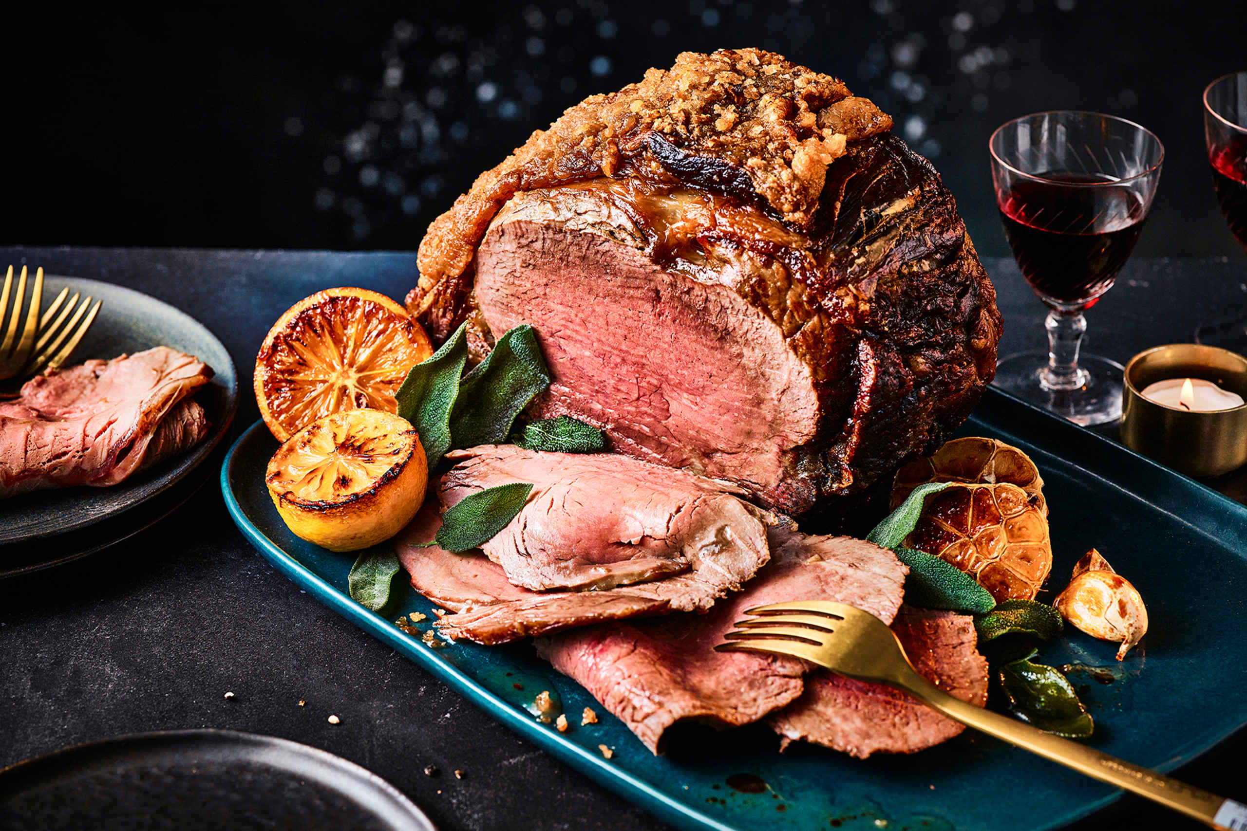 Collection Blackthorn Salt Dry-Aged King Arthur Sirloin Beef Joint (Serves 6) 1 of 2