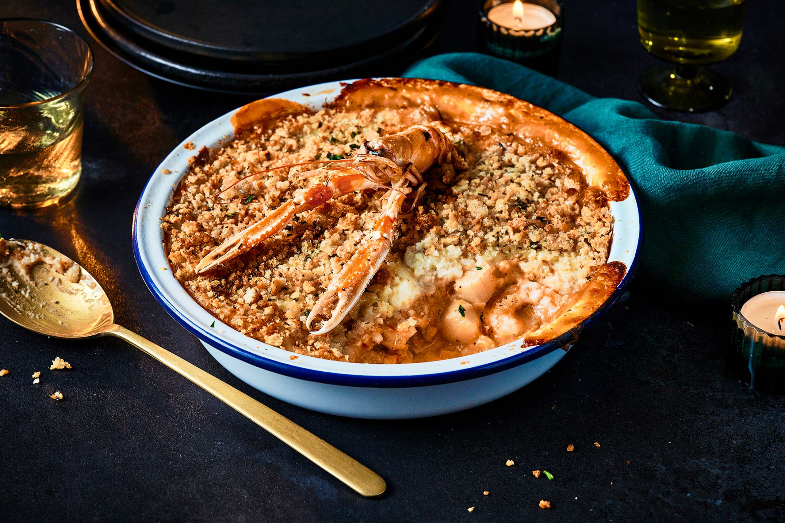 Collection Shellfish Thermidor Pie (Serves 6) 1 of 2