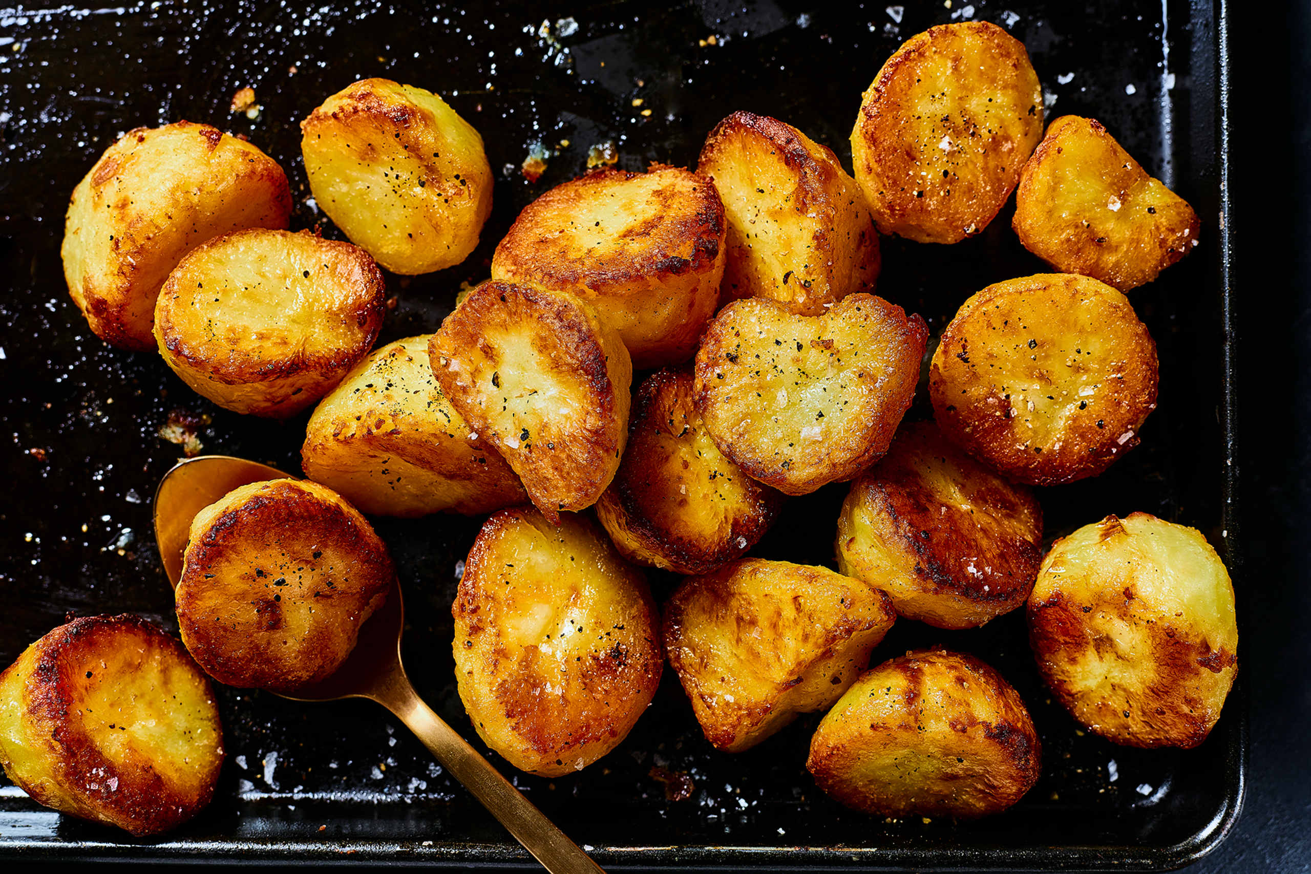 Collection Goose Fat Roasting Potatoes (Serves 4) 1 of 2