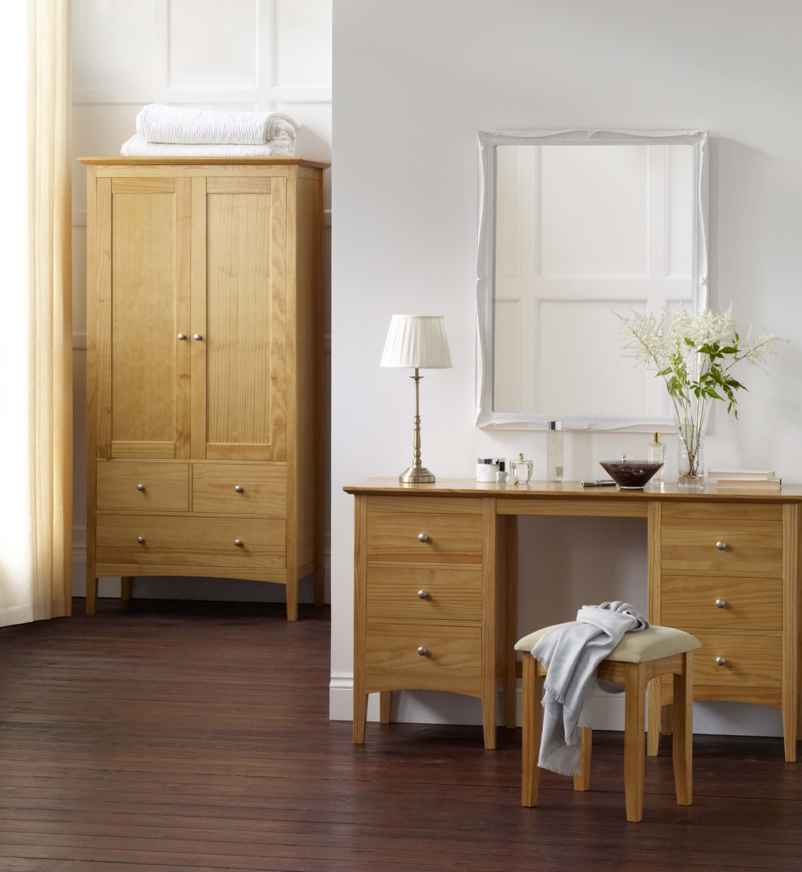 Hastings Light Natural Double Wardrobe 2 of 7