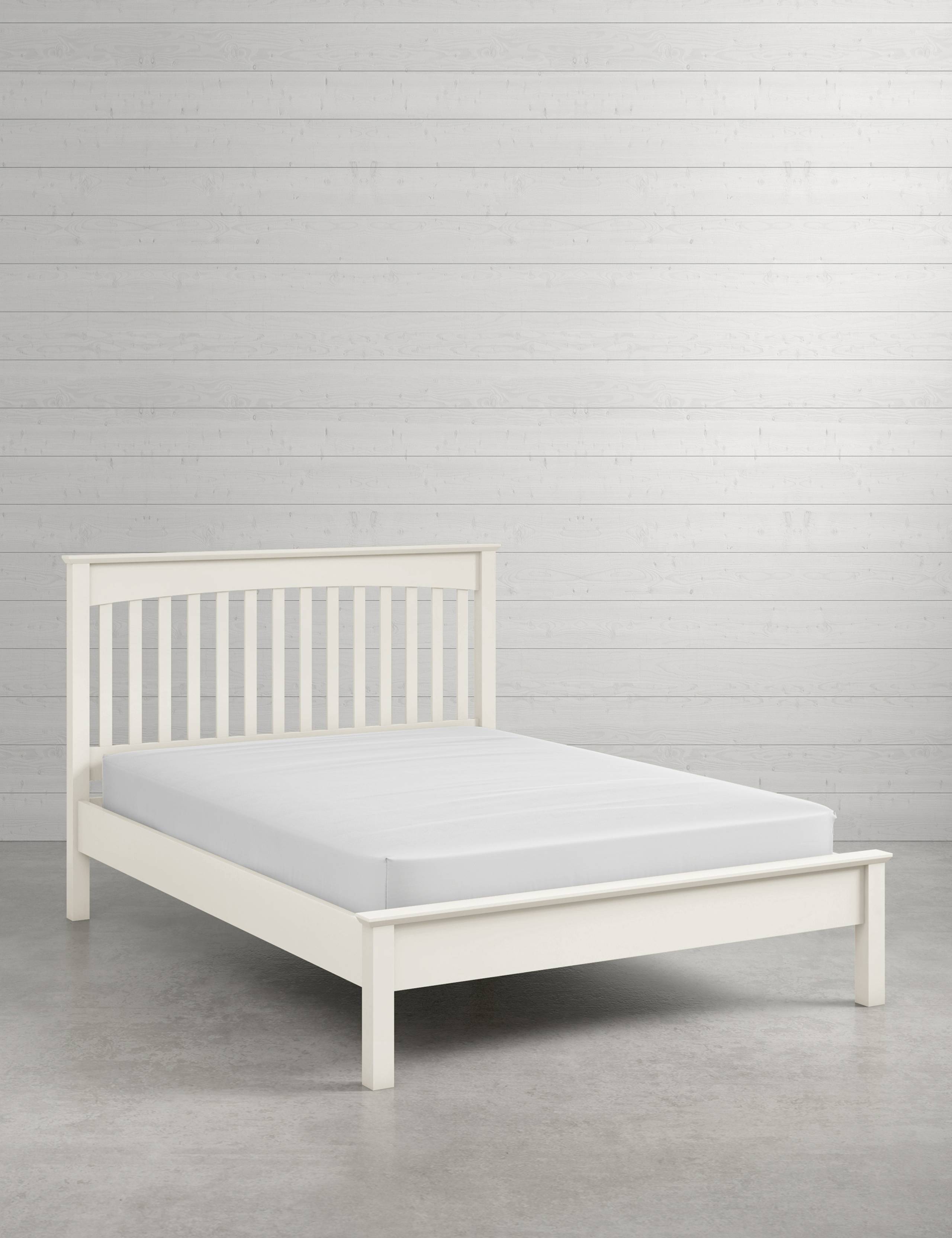 Hastings Bed 2 of 9