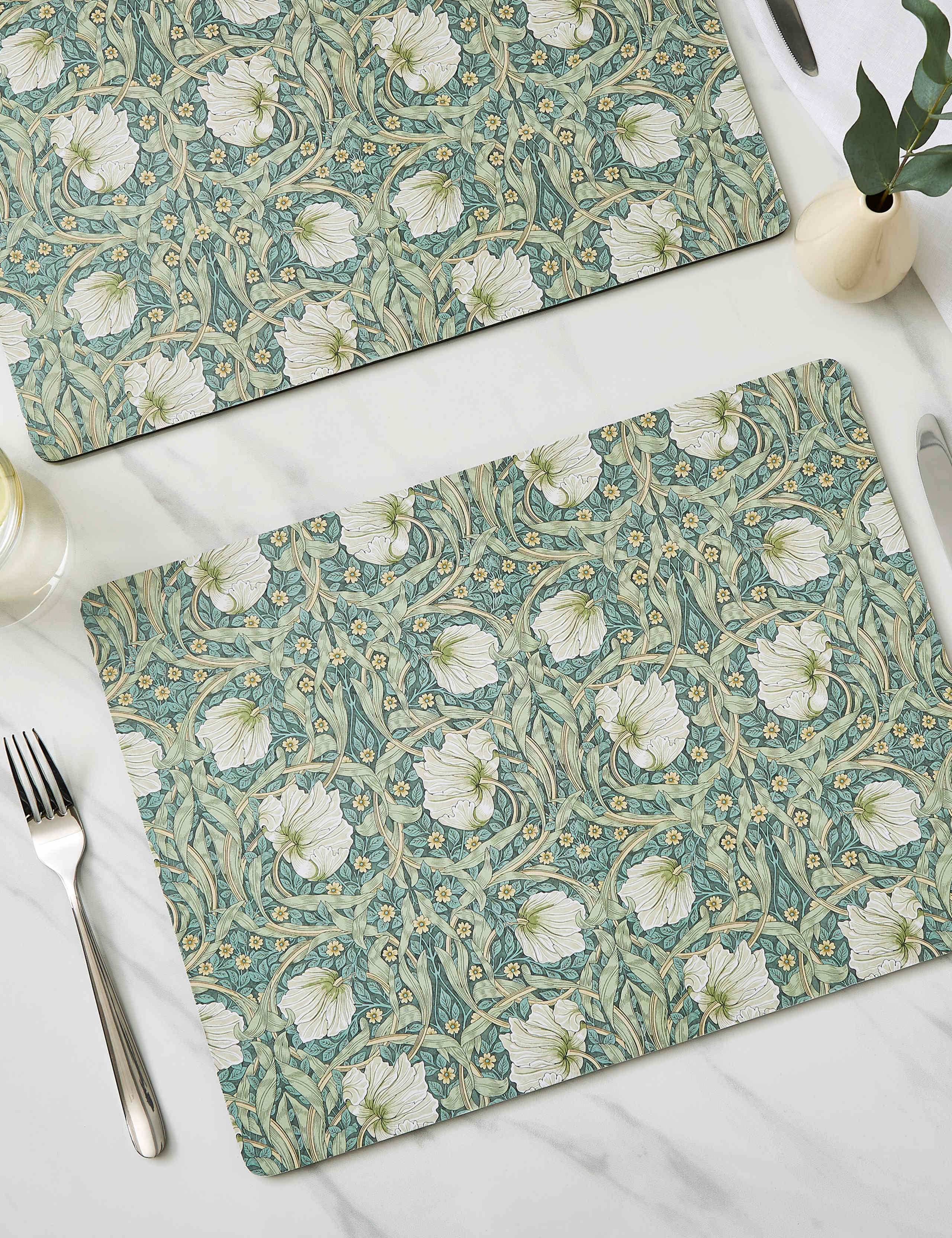 Set of 4 Rectangular Pimpernel Placemats 1 of 4