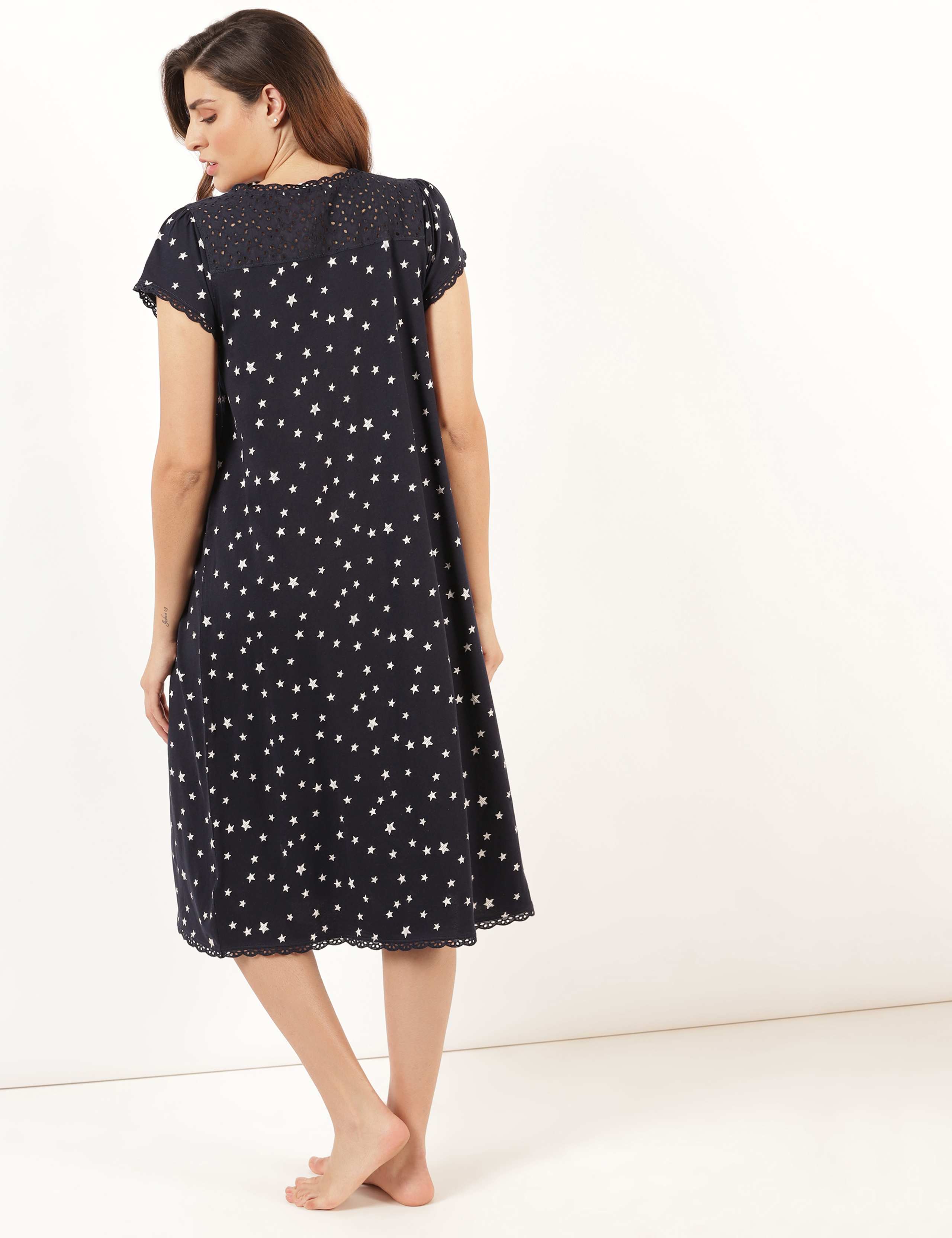 INT SS Star Classic Long Nightdress 3 of 3