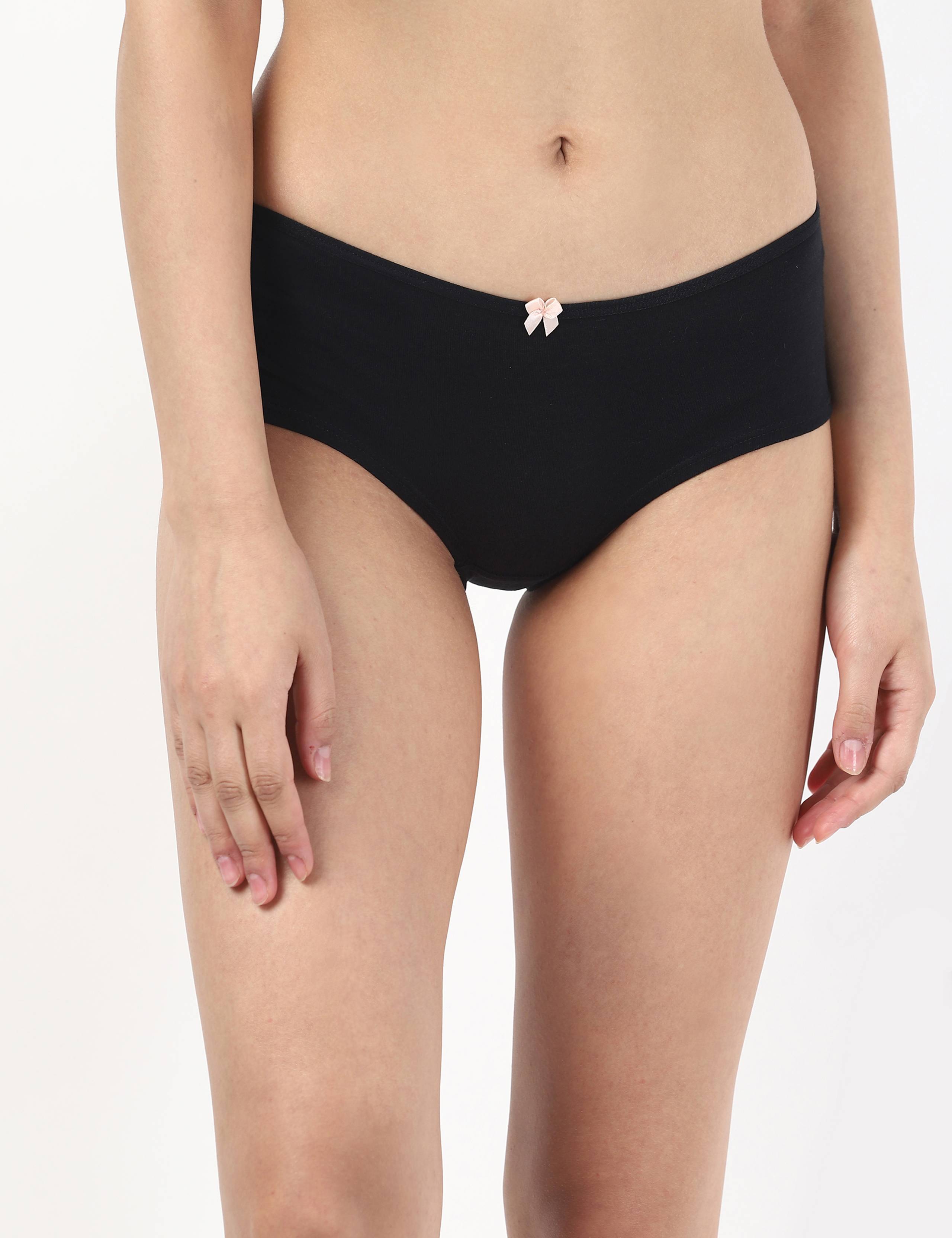 INT 3P HEARTS PRINT SHORTS 3 of 5