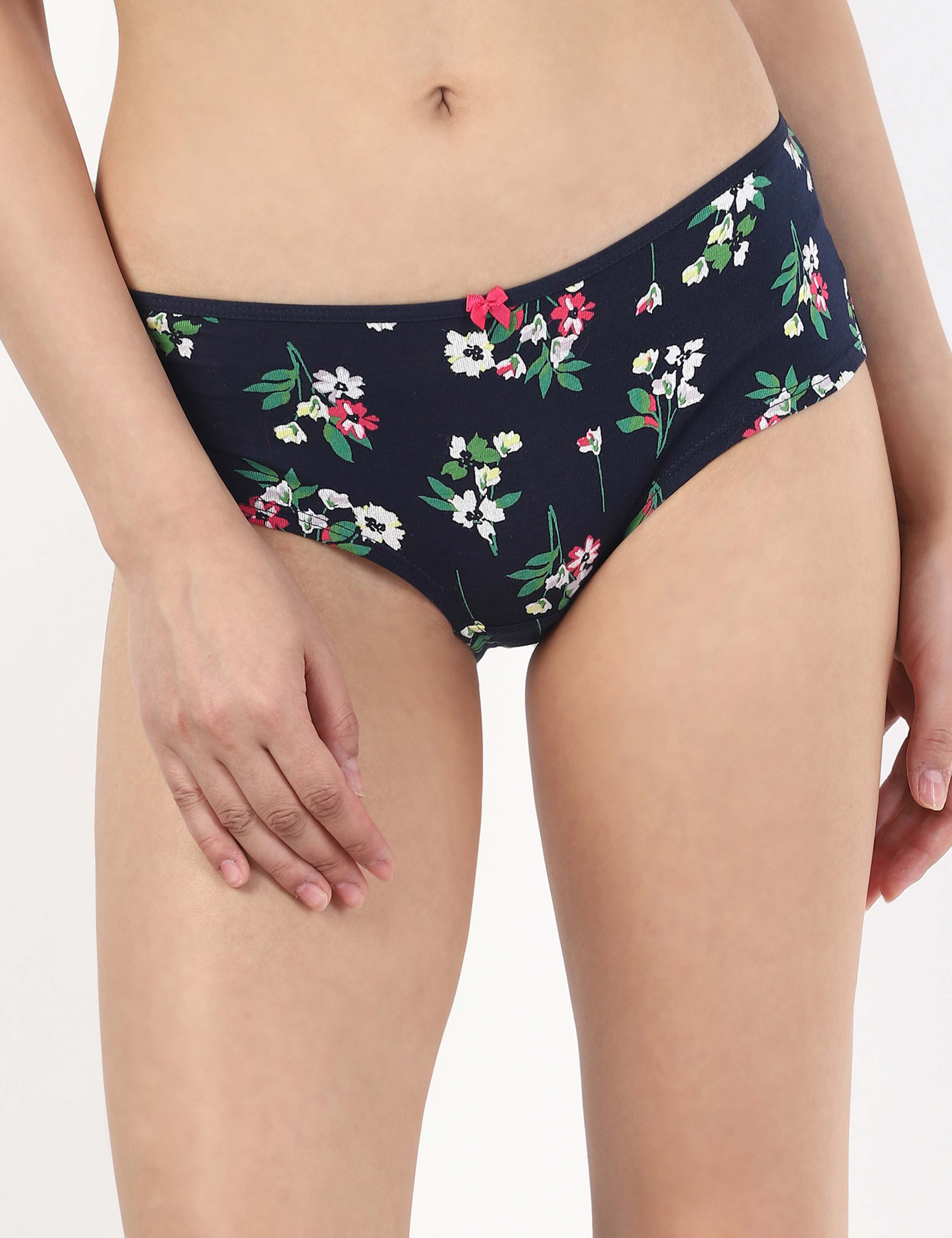 INT 3P PINK FLORAL SHORTS 3 of 5