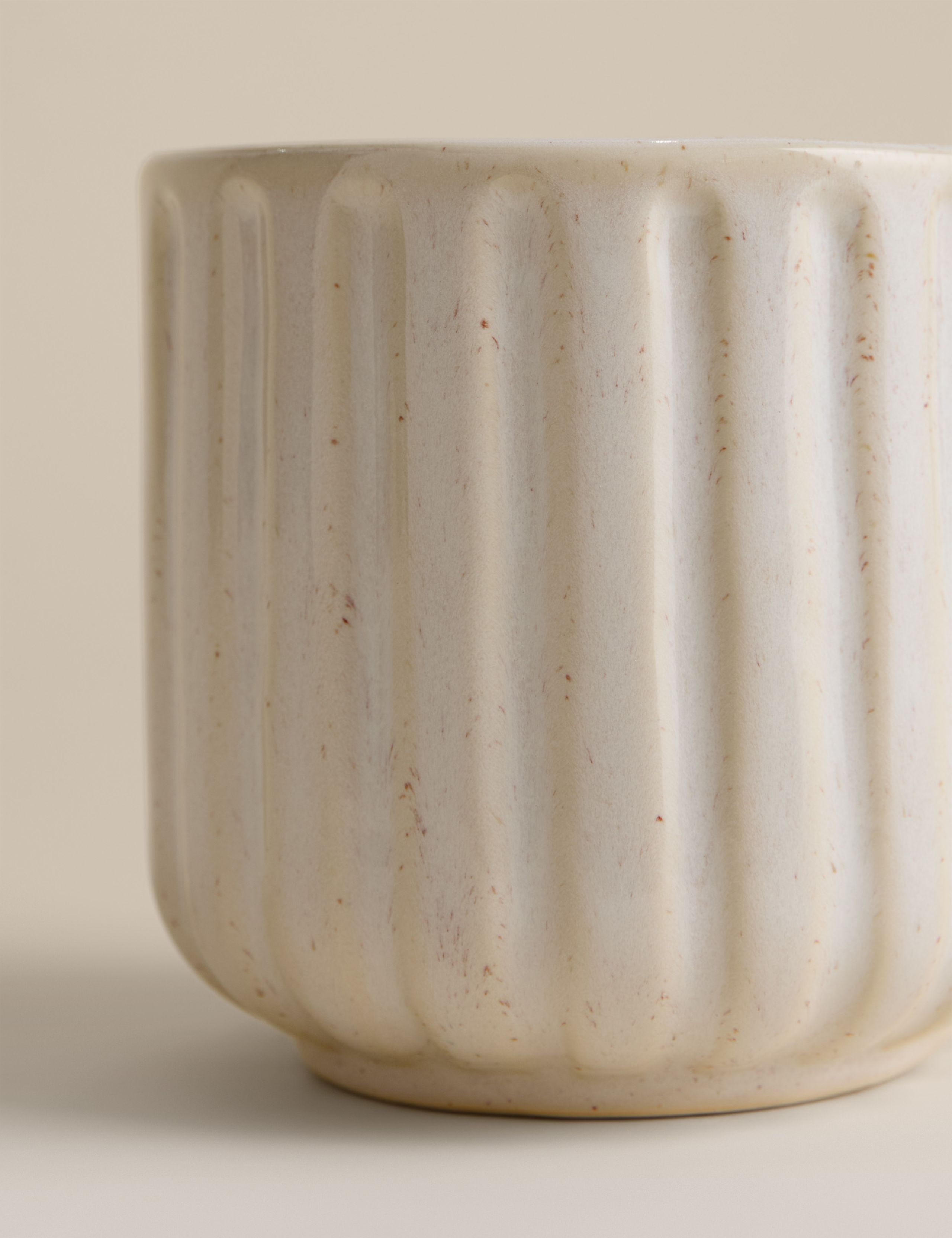 Ridged Ceramic Planter 2 of 3