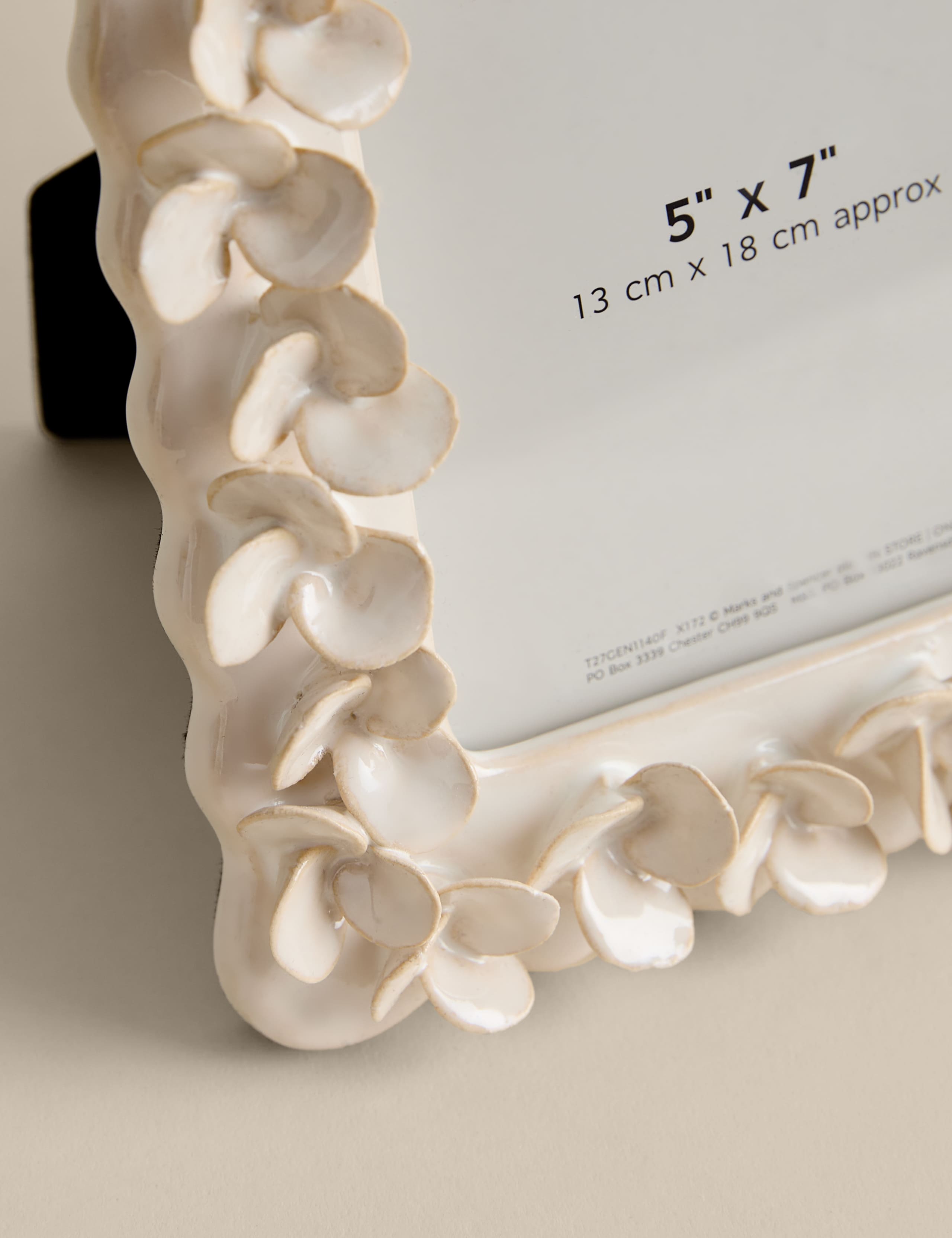 Petal Photo Frame 5x7 inch 2 of 4