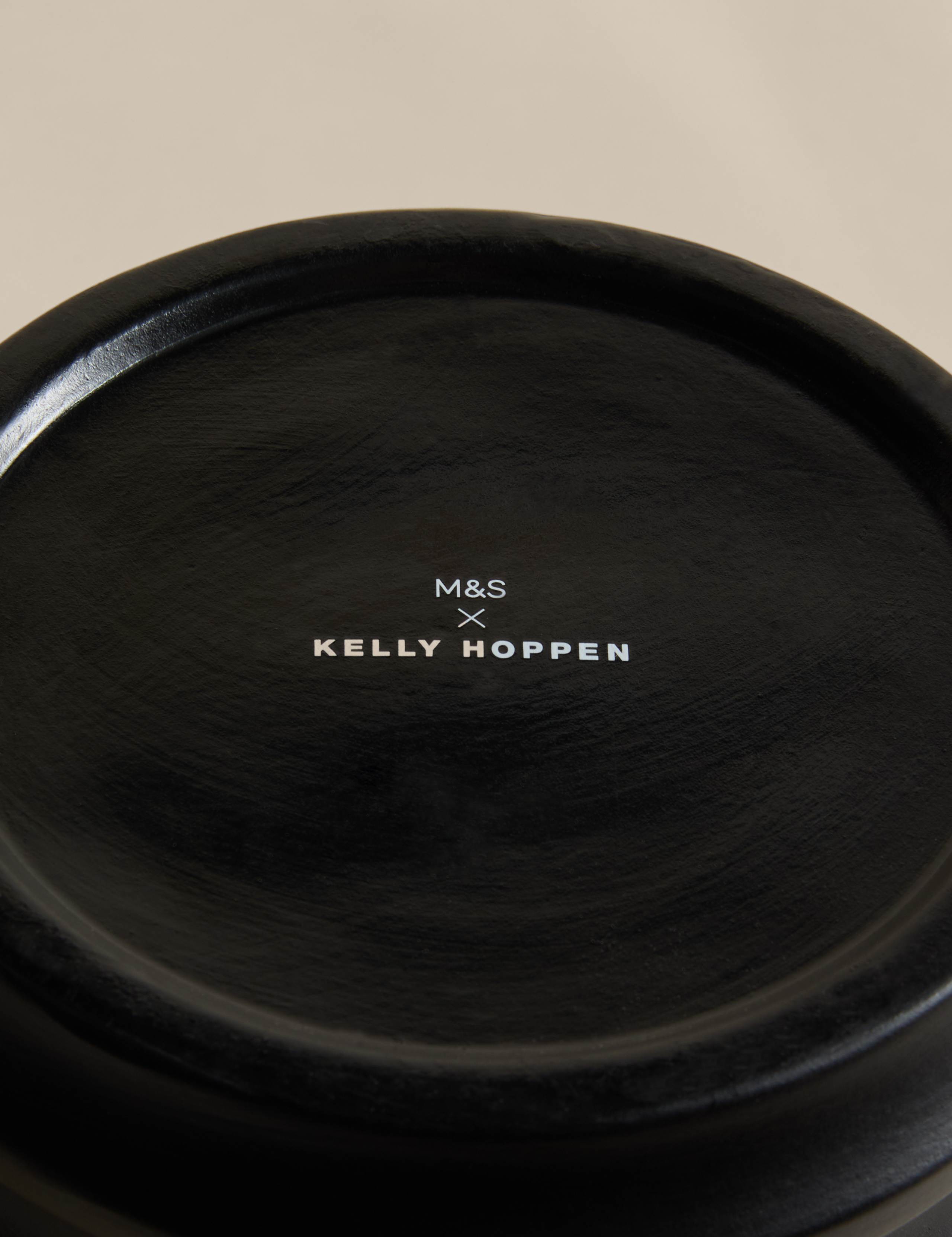 Short Ribbed Ceramic Vase 5 of 5