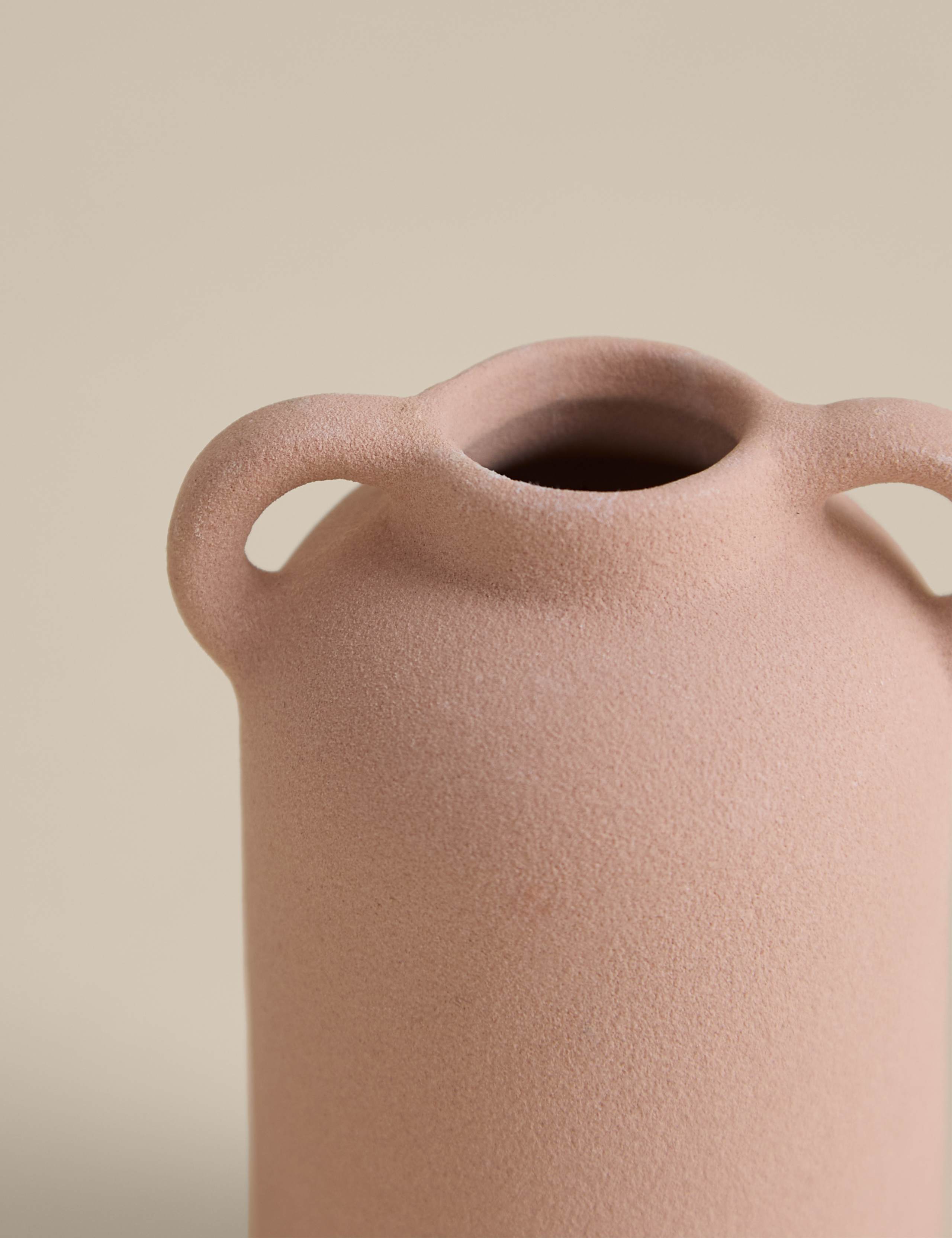 Set of 3 Ceramic Neutral Vases 3 of 4