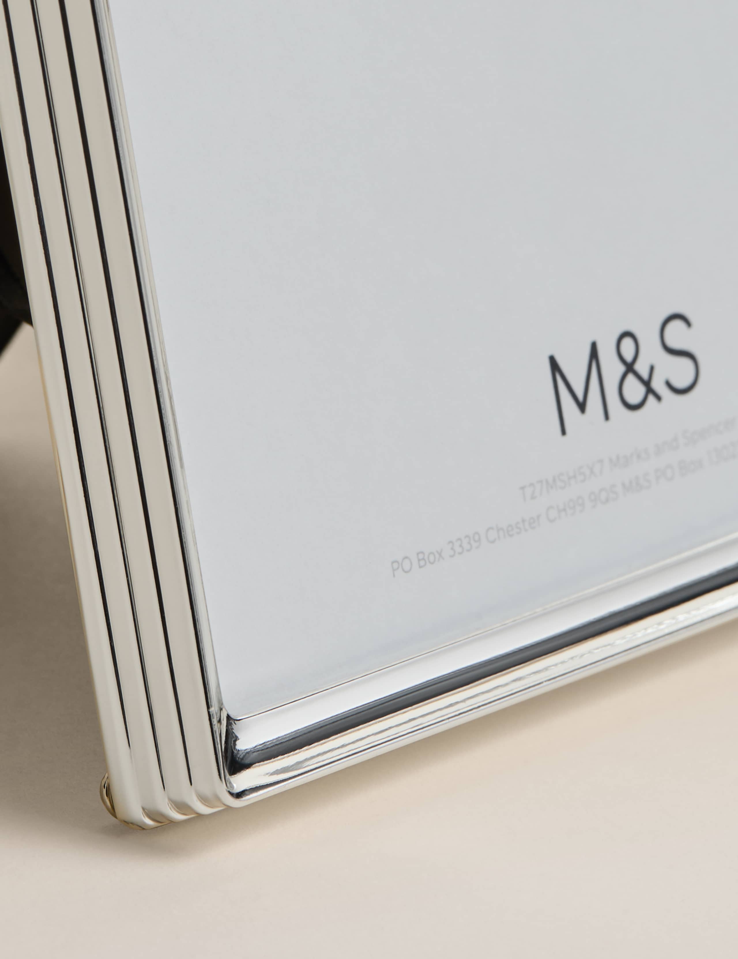 Ribbed Silver Plated Photo Frame 5x7 inch 2 of 4