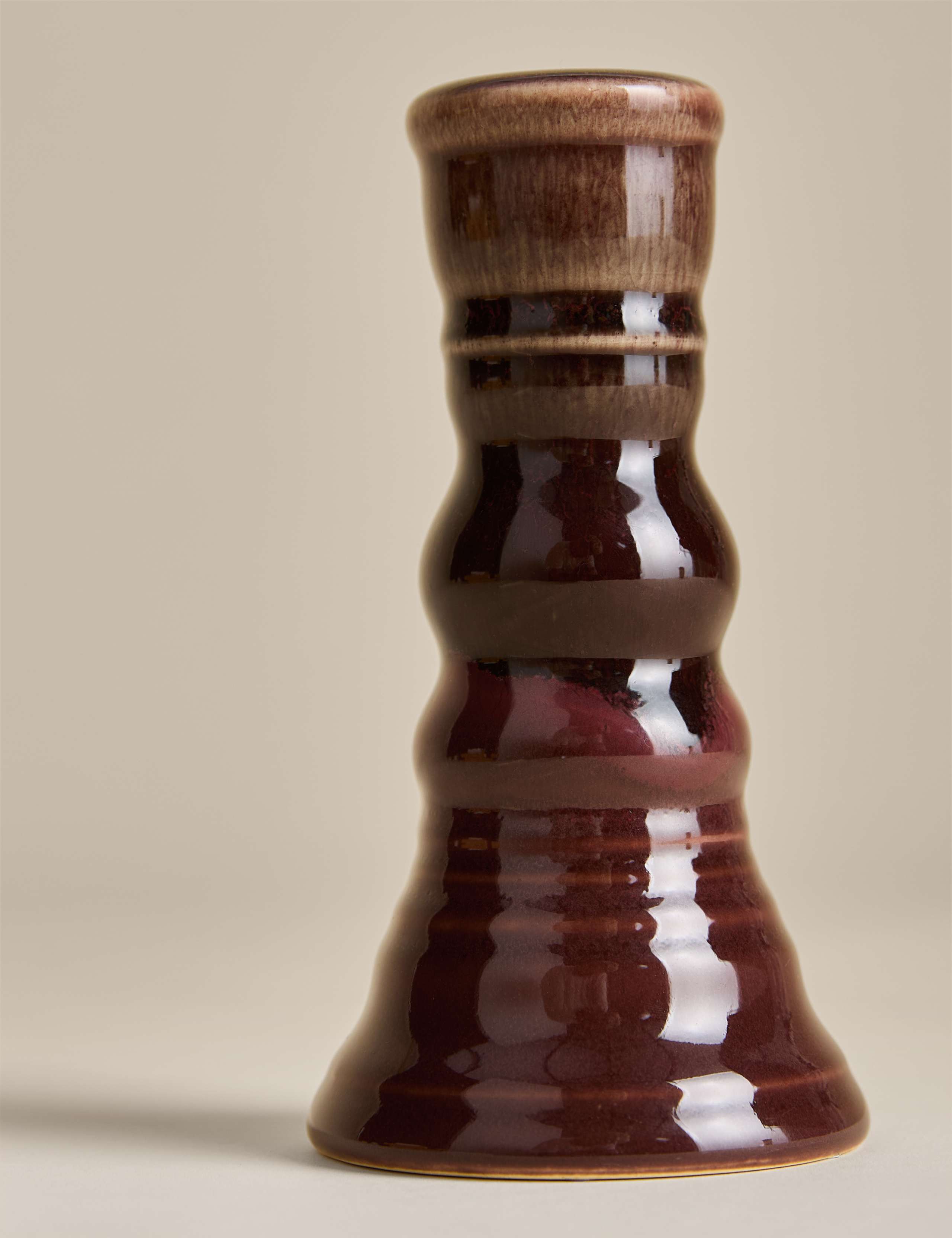 Rounded Candle Holder 3 of 3
