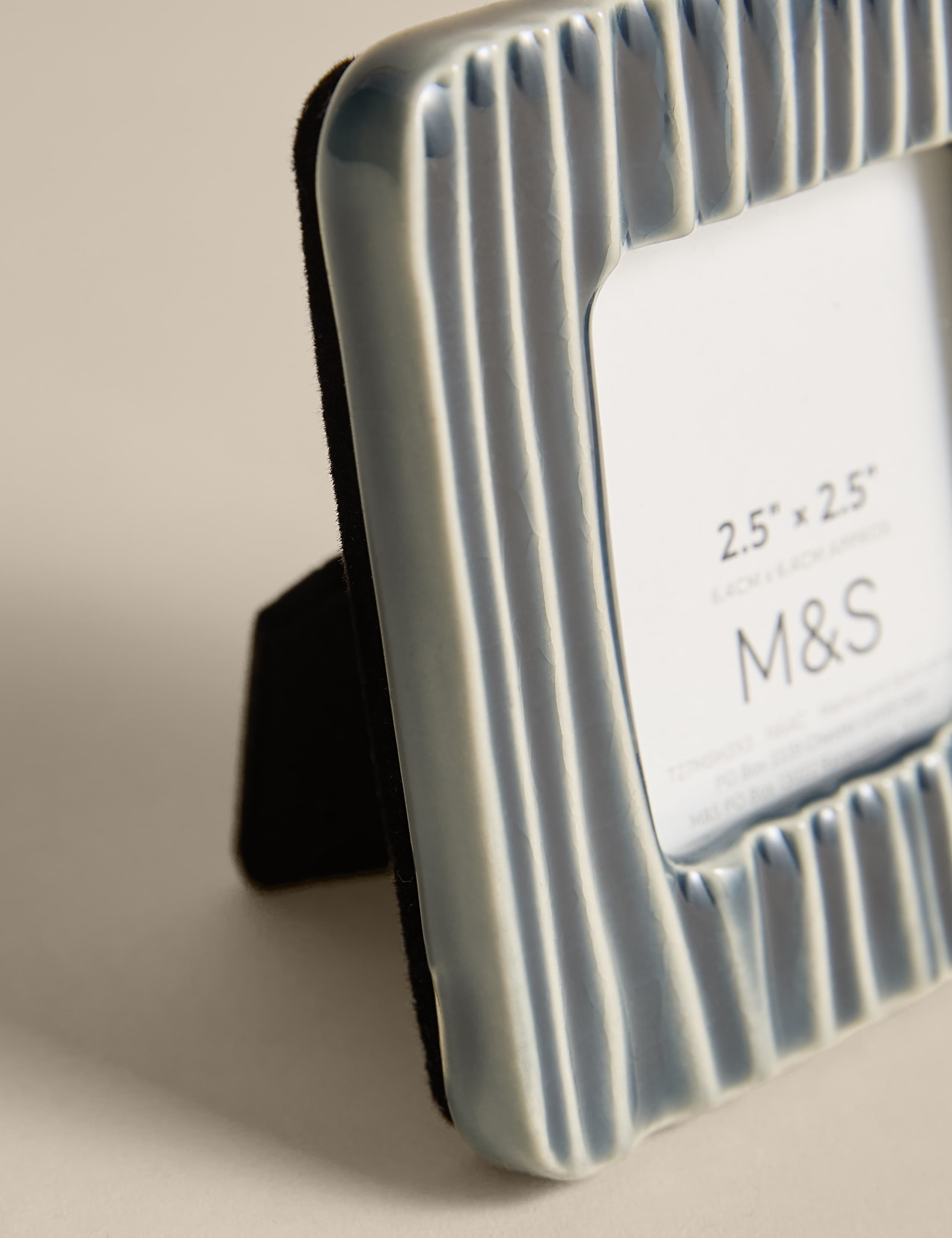 Set of 3 Ceramic Textured Line Photo Frames 4 of 4